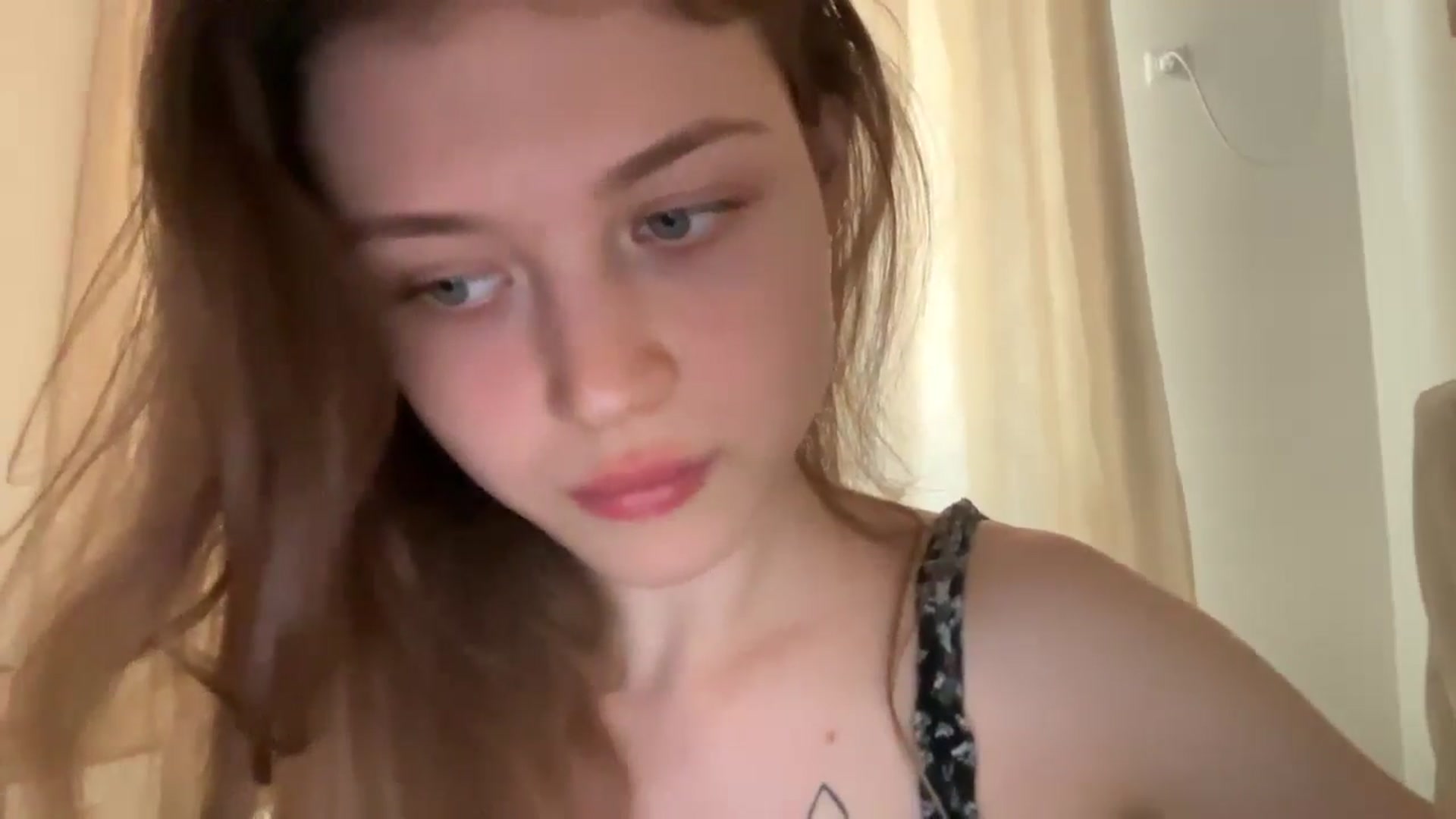 Gallery image thumbnail from Coconut_dream's myfreecams stream on, 06/19/2024, 07:37 image 13 of 20
