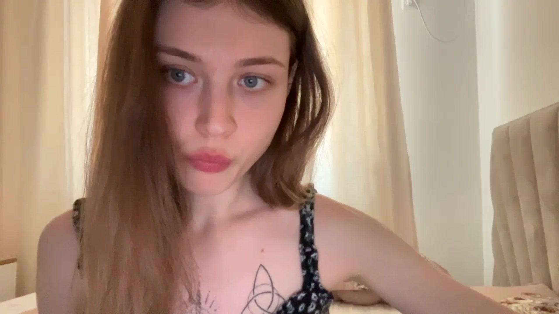 Gallery image thumbnail from Coconut_dream's myfreecams stream on, 06/19/2024, 07:37 image 6 of 20