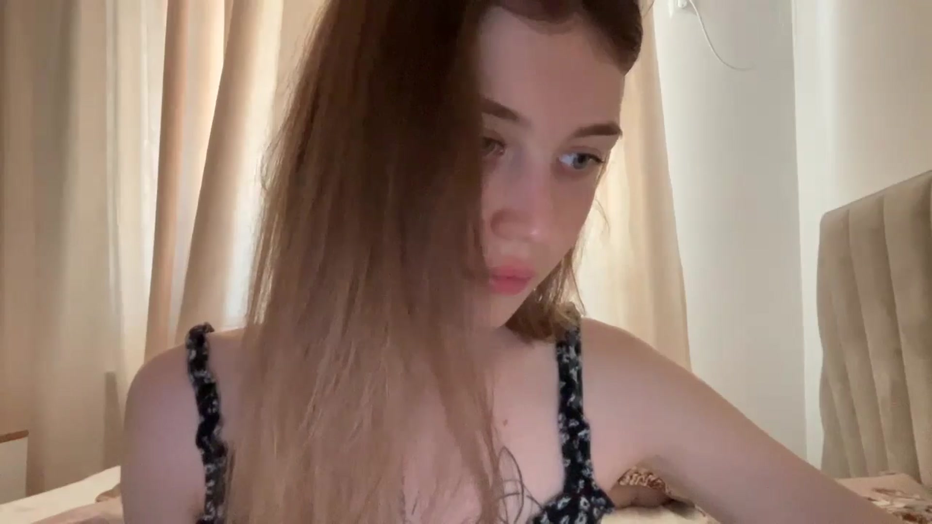 Gallery image thumbnail from Coconut_dream's myfreecams stream on, 06/19/2024, 07:37 image 5 of 20