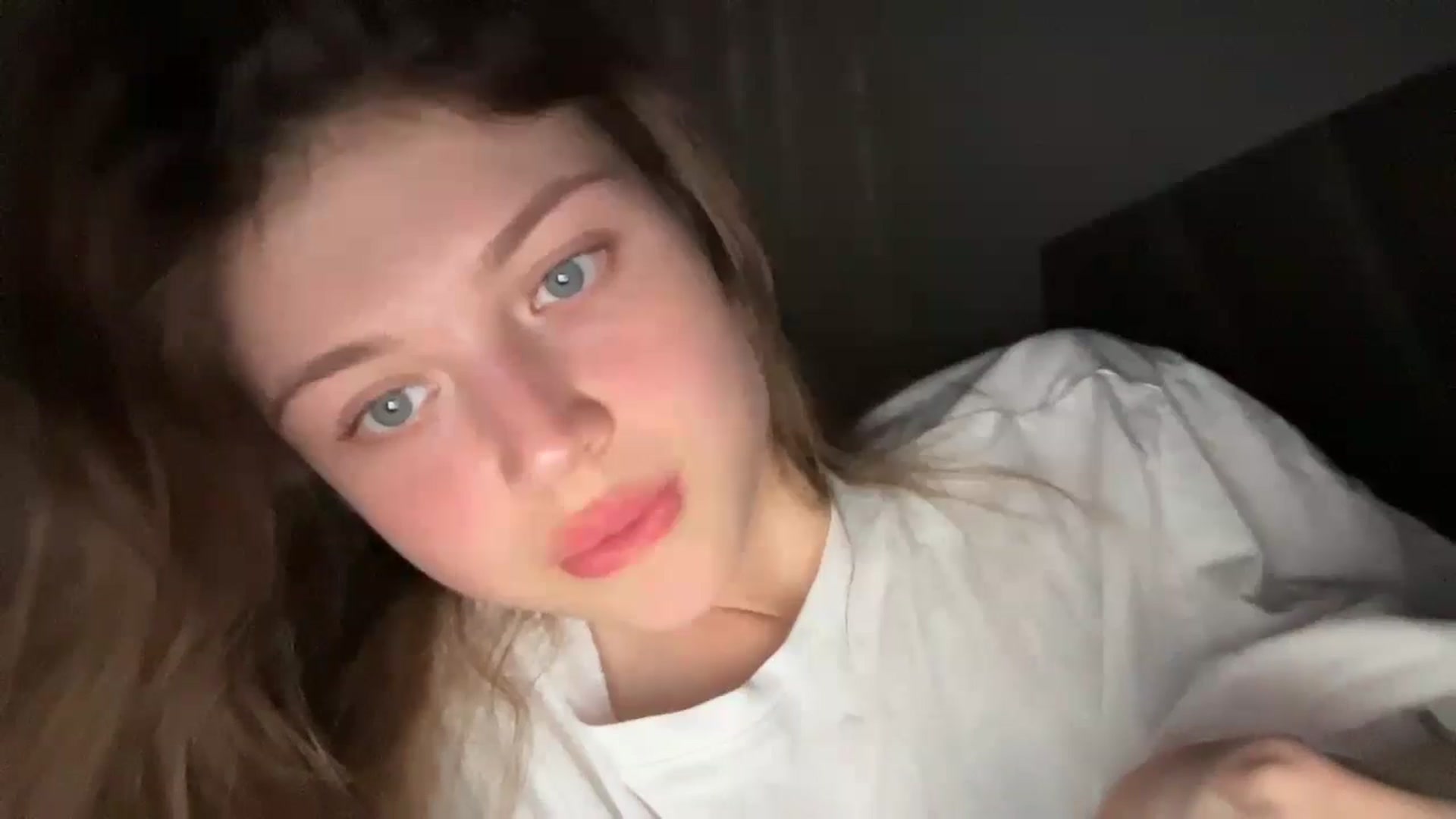Gallery image thumbnail from Coconut_dream's myfreecams stream on, 06/20/2024, 20:14 image 19 of 20