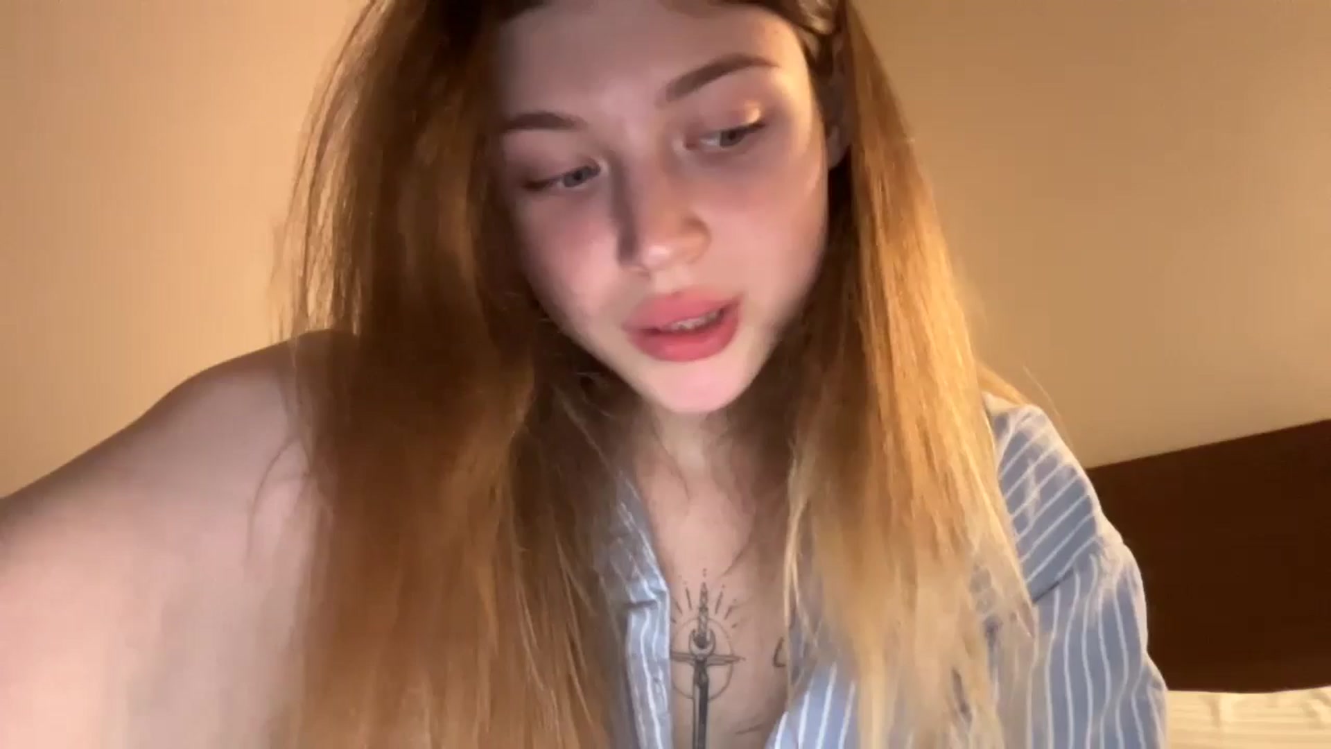 Gallery image thumbnail from Coconut_dream's myfreecams stream on, 06/21/2024, 22:32 image 16 of 20