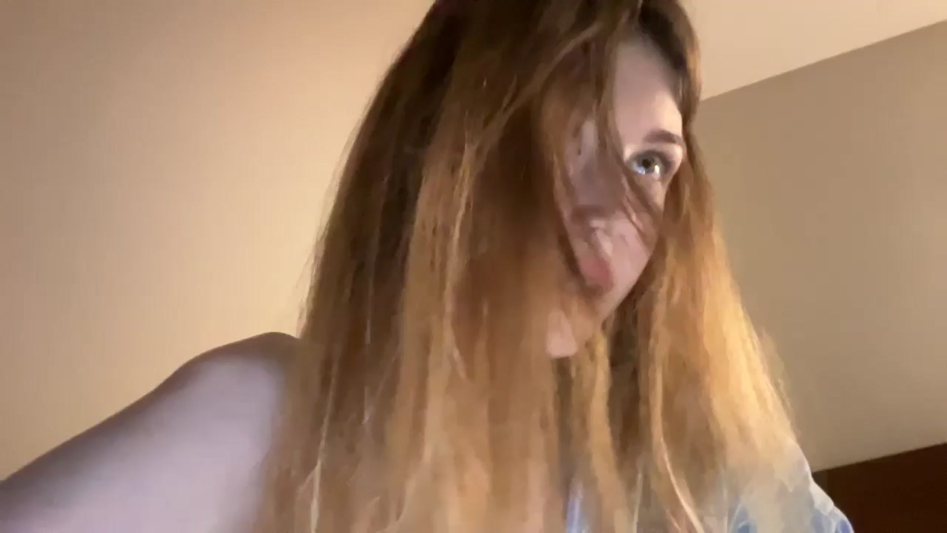 Gallery image thumbnail from Coconut_dream's myfreecams stream on, 06/21/2024, 22:32 image 1 of 20
