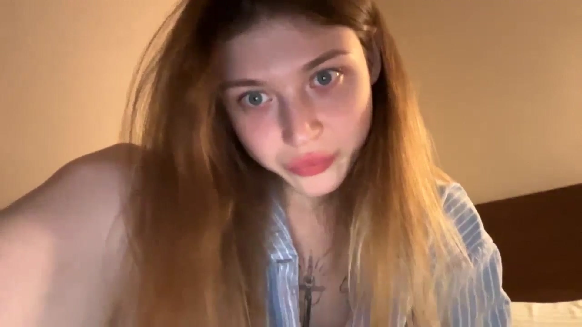 Gallery image thumbnail from Coconut_dream's myfreecams stream on, 06/21/2024, 22:32 image 10 of 20