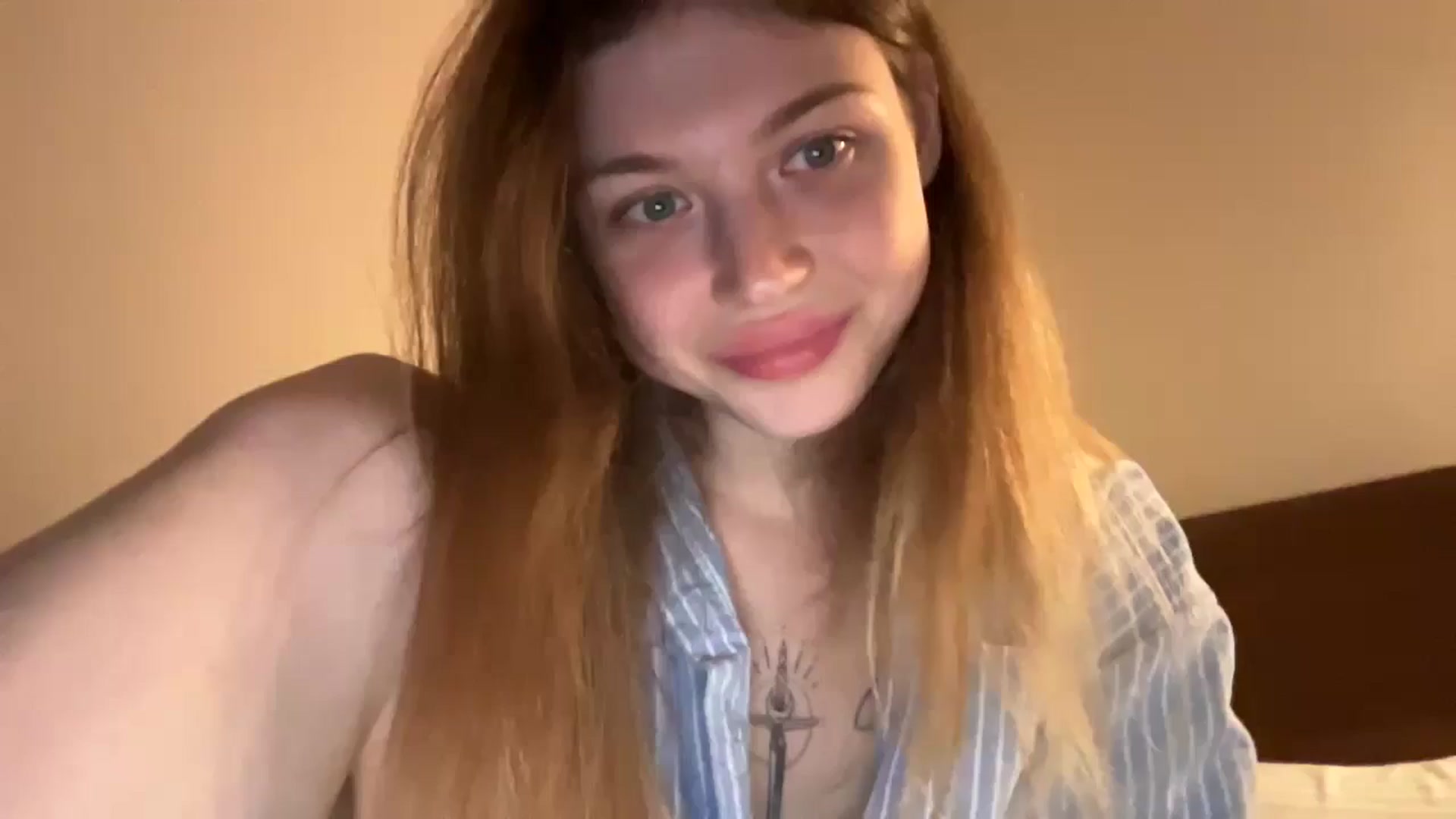 Gallery image thumbnail from Coconut_dream's myfreecams stream on, 06/21/2024, 22:32 image 7 of 20