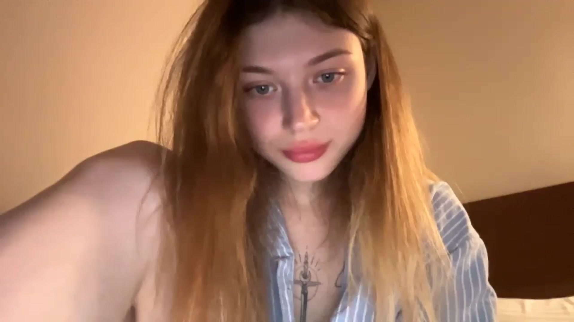Gallery image thumbnail from Coconut_dream's myfreecams stream on, 06/21/2024, 22:32 image 12 of 20