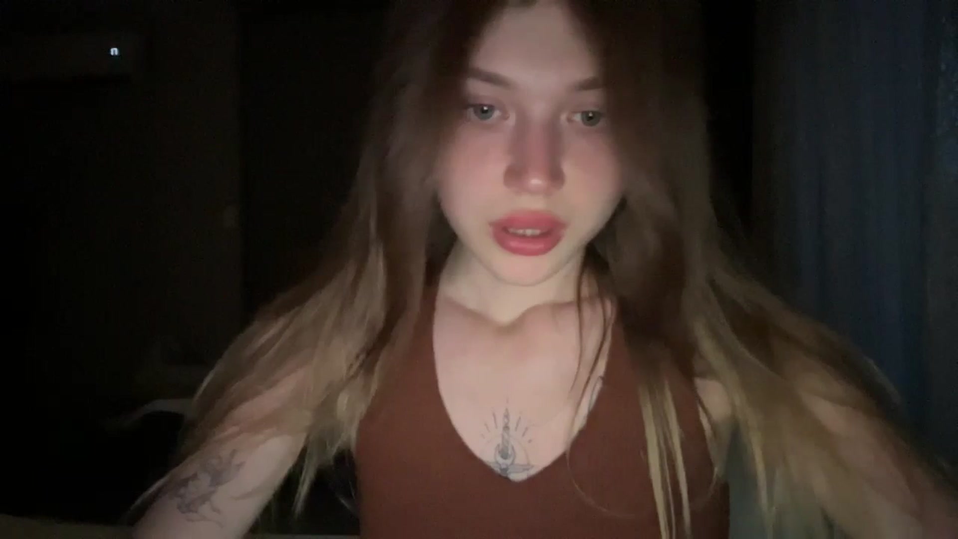 Gallery image thumbnail from Coconut_dream's myfreecams stream on, 06/22/2024, 18:17 image 16 of 20