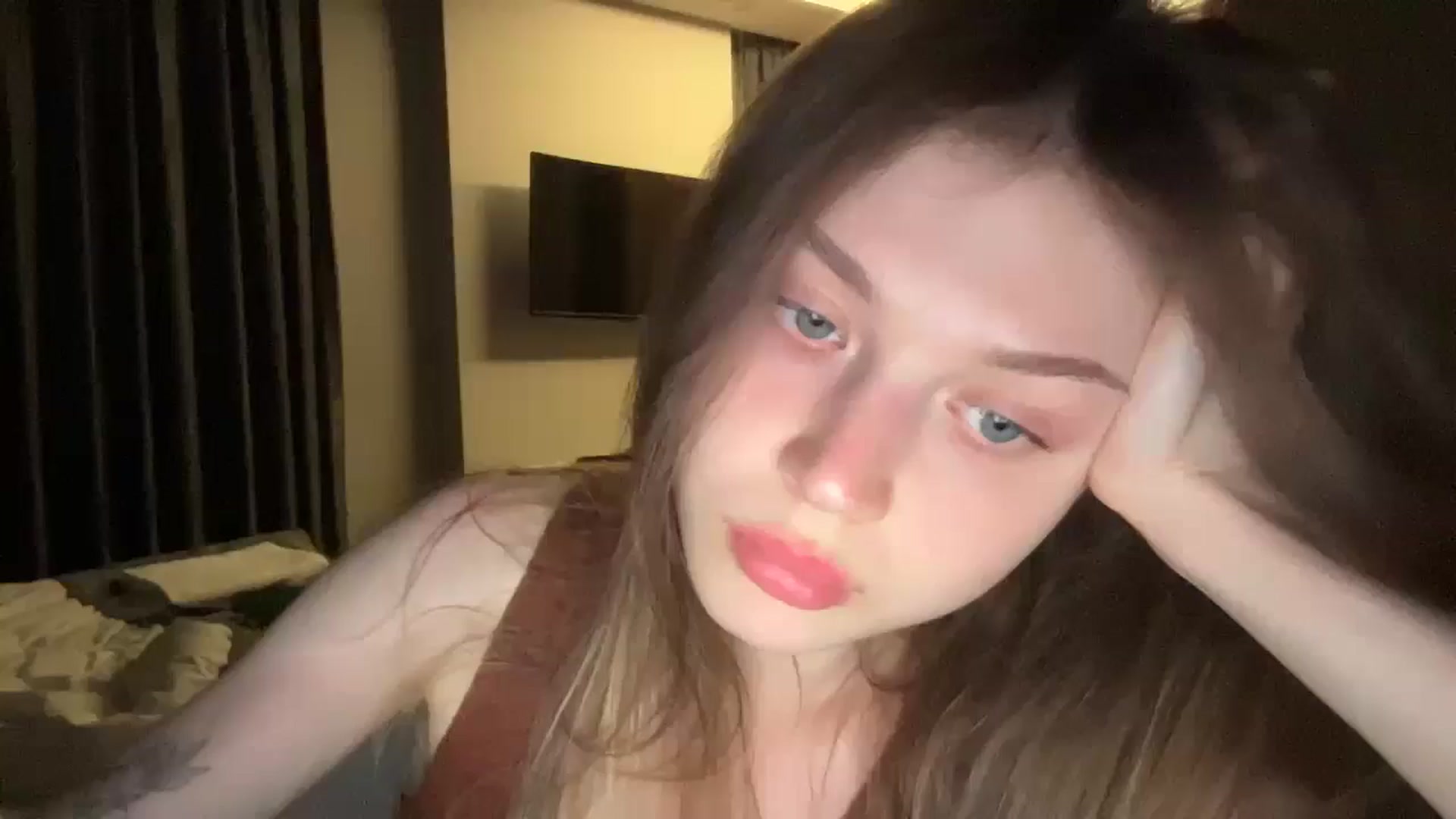 Gallery image thumbnail from Coconut_dream's myfreecams stream on, 06/22/2024, 19:14 image 19 of 20
