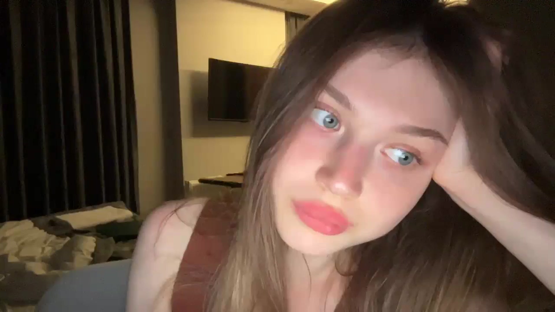 Gallery image thumbnail from Coconut_dream's myfreecams stream on, 06/22/2024, 19:14 image 20 of 20