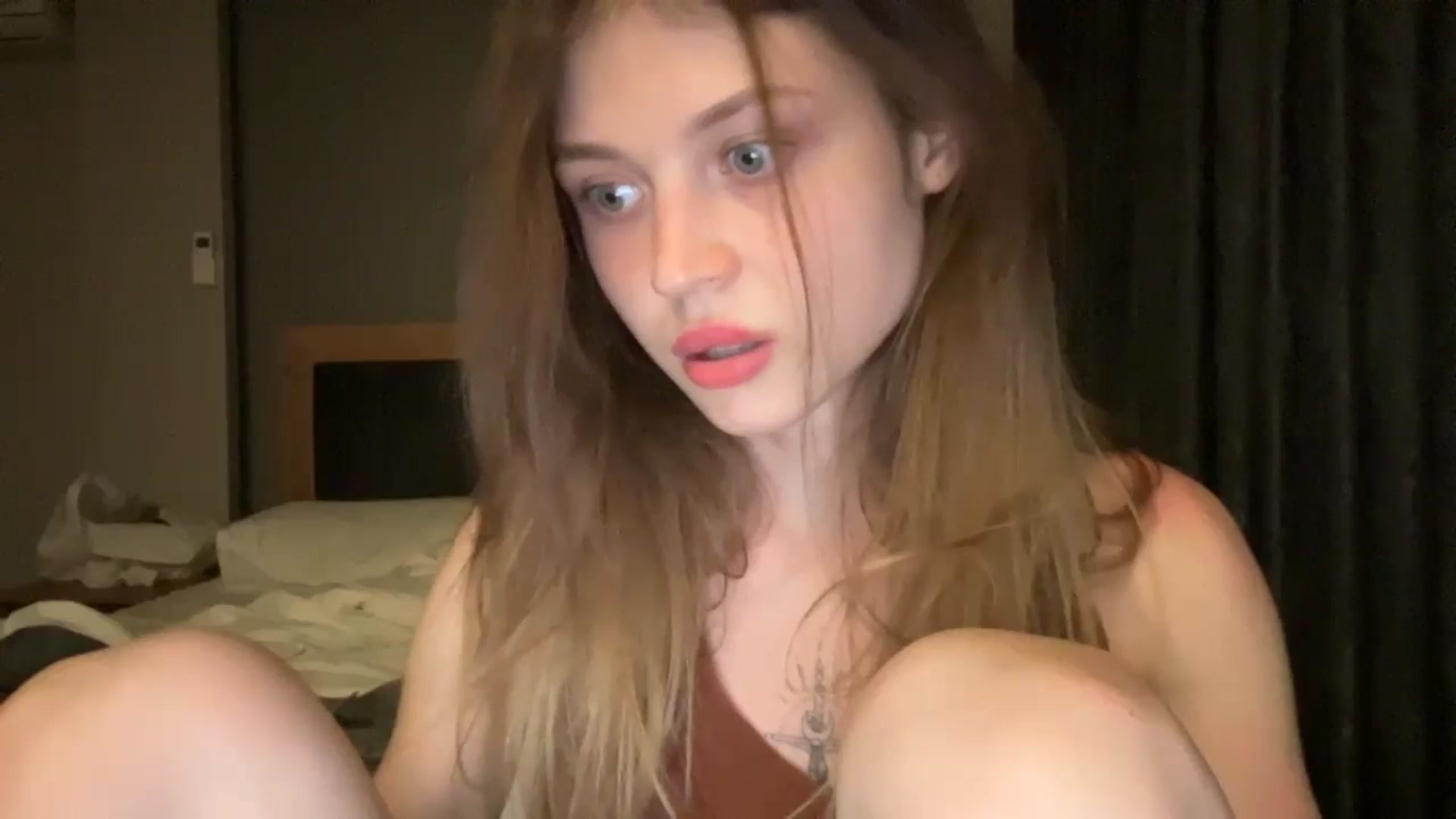 Gallery image thumbnail from Coconut_dream's myfreecams stream on, 06/22/2024, 19:14 image 16 of 20