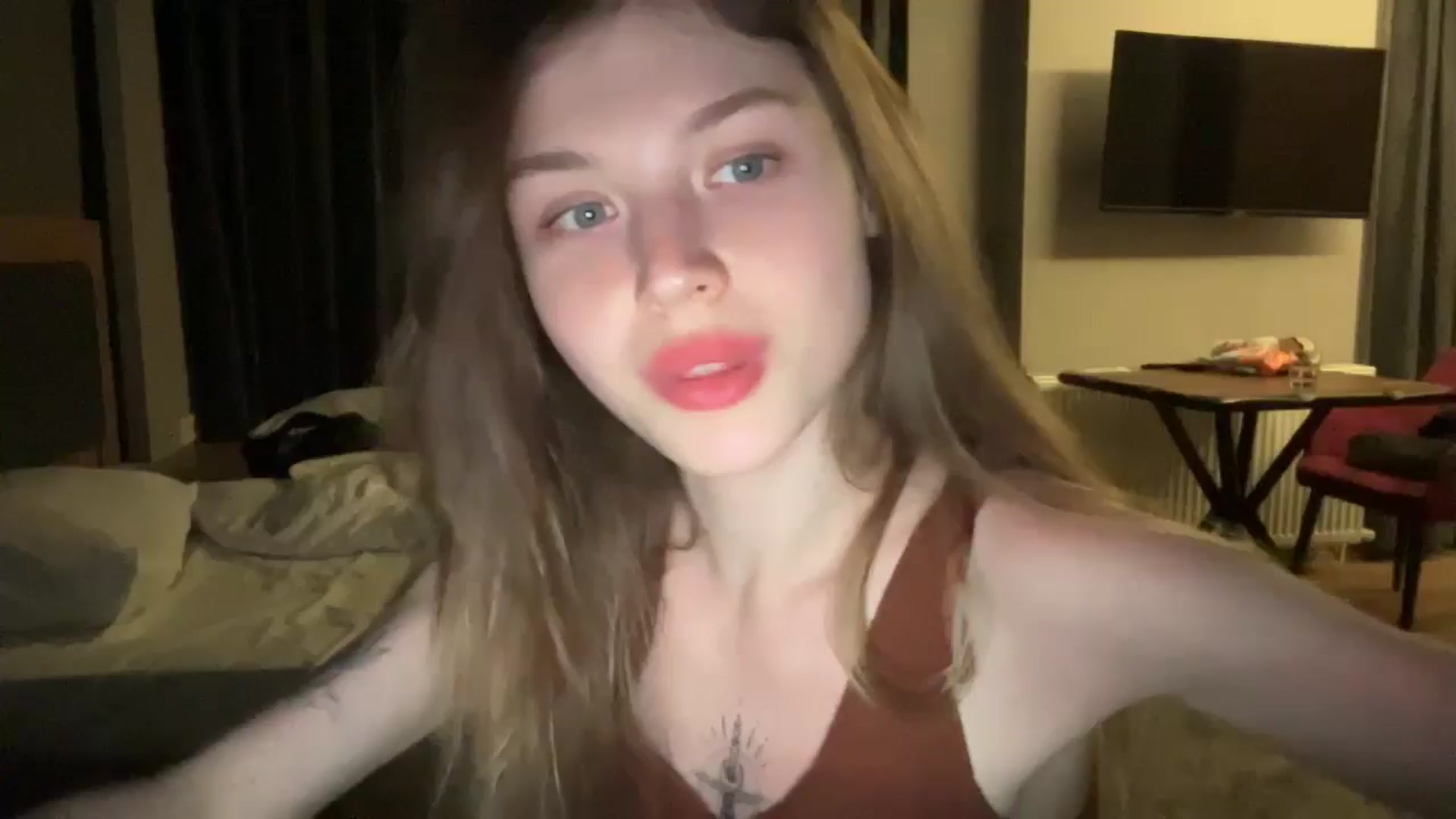 Gallery image thumbnail from Coconut_dream's myfreecams stream on, 06/22/2024, 20:01 image 1 of 20