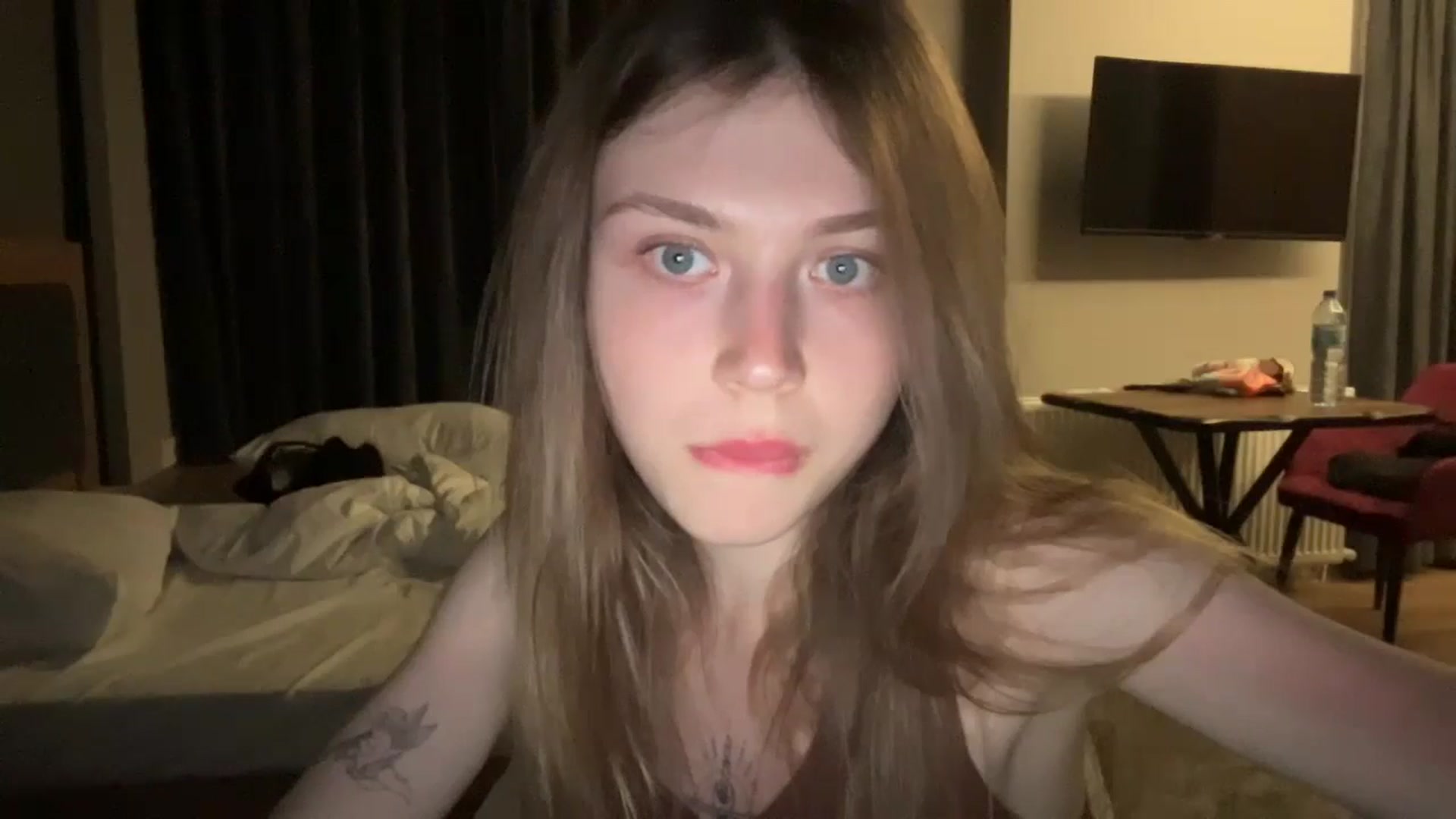 Gallery image thumbnail from Coconut_dream's myfreecams stream on, 06/22/2024, 20:01 image 15 of 20