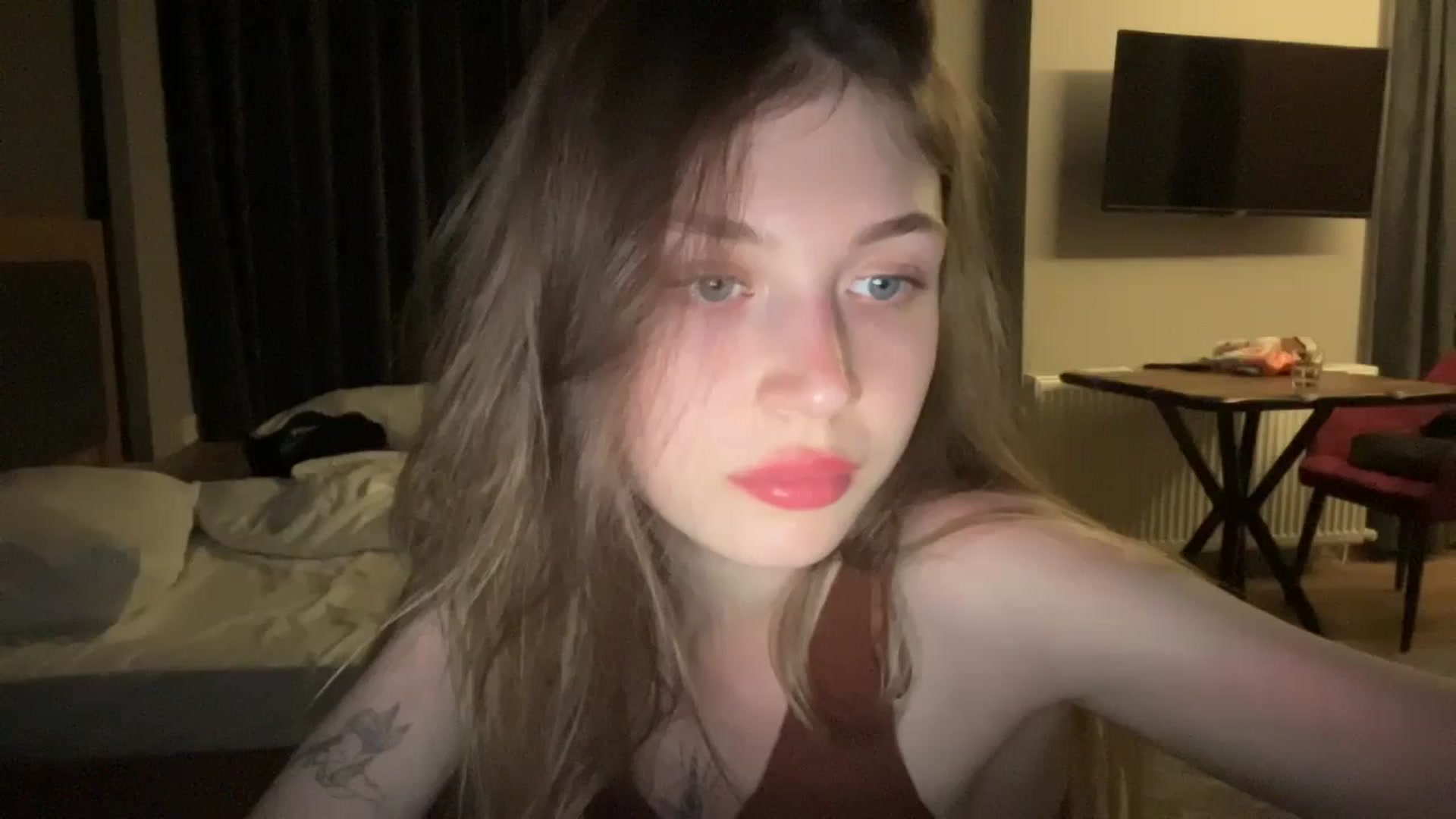 Gallery image thumbnail from Coconut_dream's myfreecams stream on, 06/22/2024, 20:01 image 2 of 20