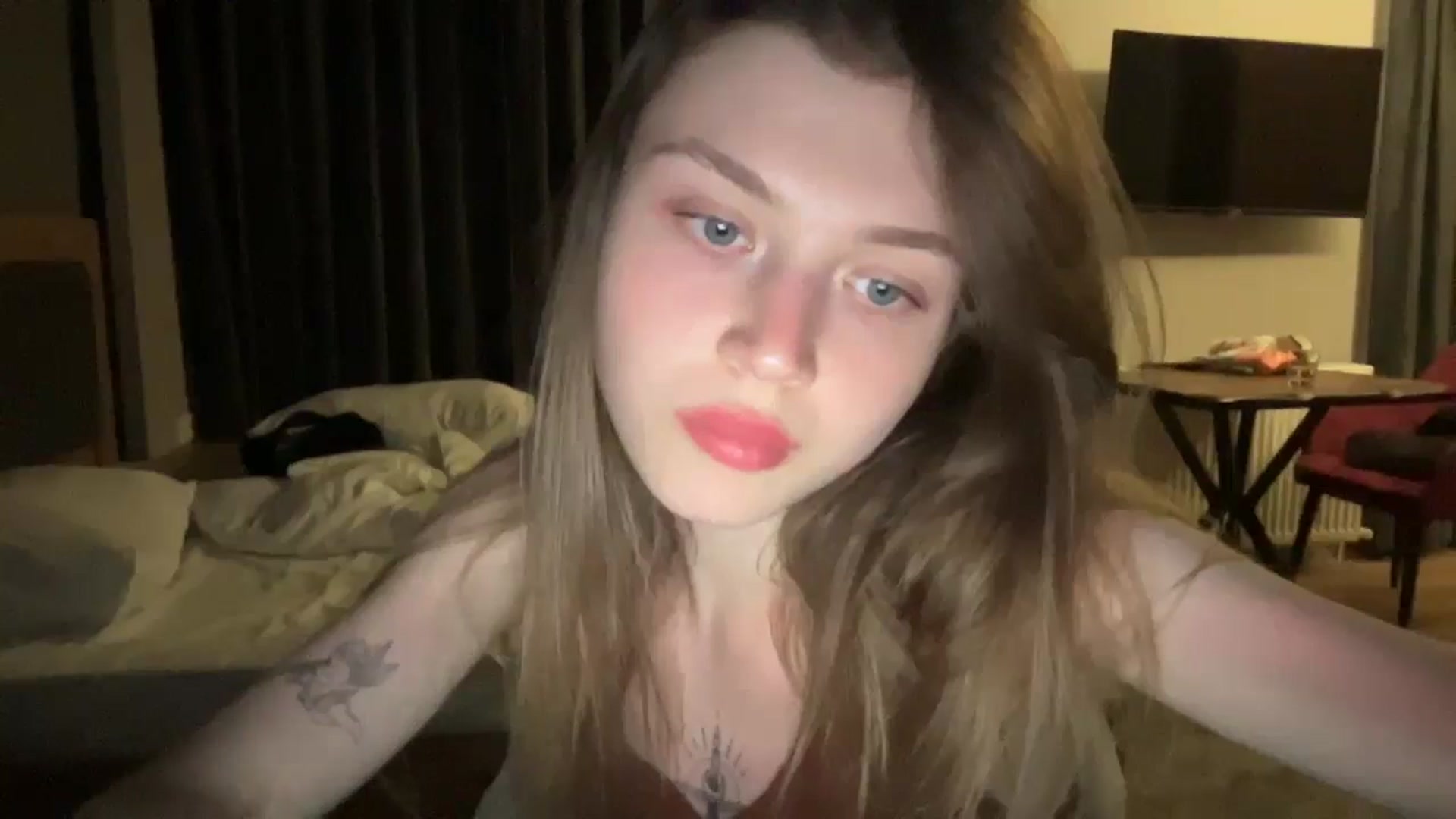 Gallery image thumbnail from Coconut_dream's myfreecams stream on, 06/22/2024, 20:01 image 6 of 20