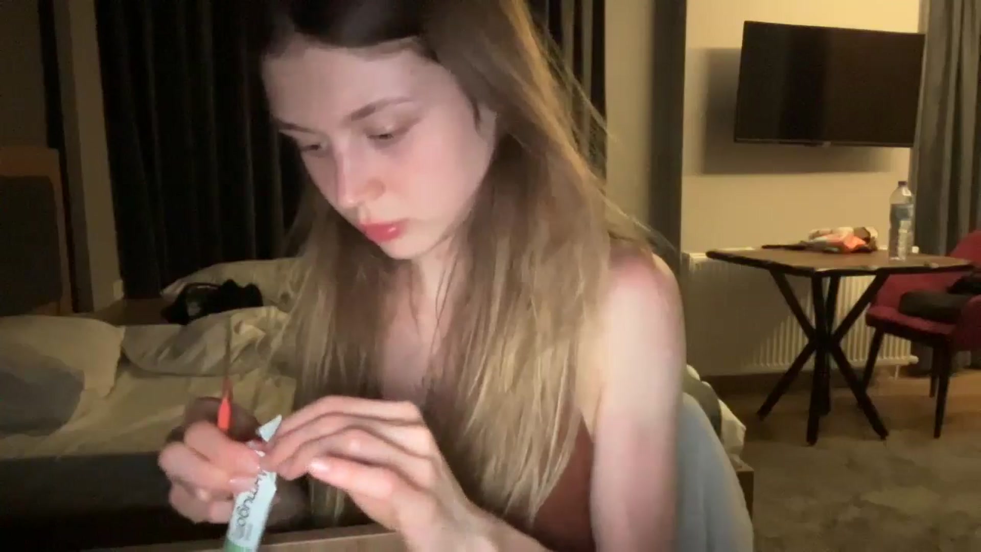 Gallery image thumbnail from Coconut_dream's myfreecams stream on, 06/22/2024, 20:01 image 8 of 20