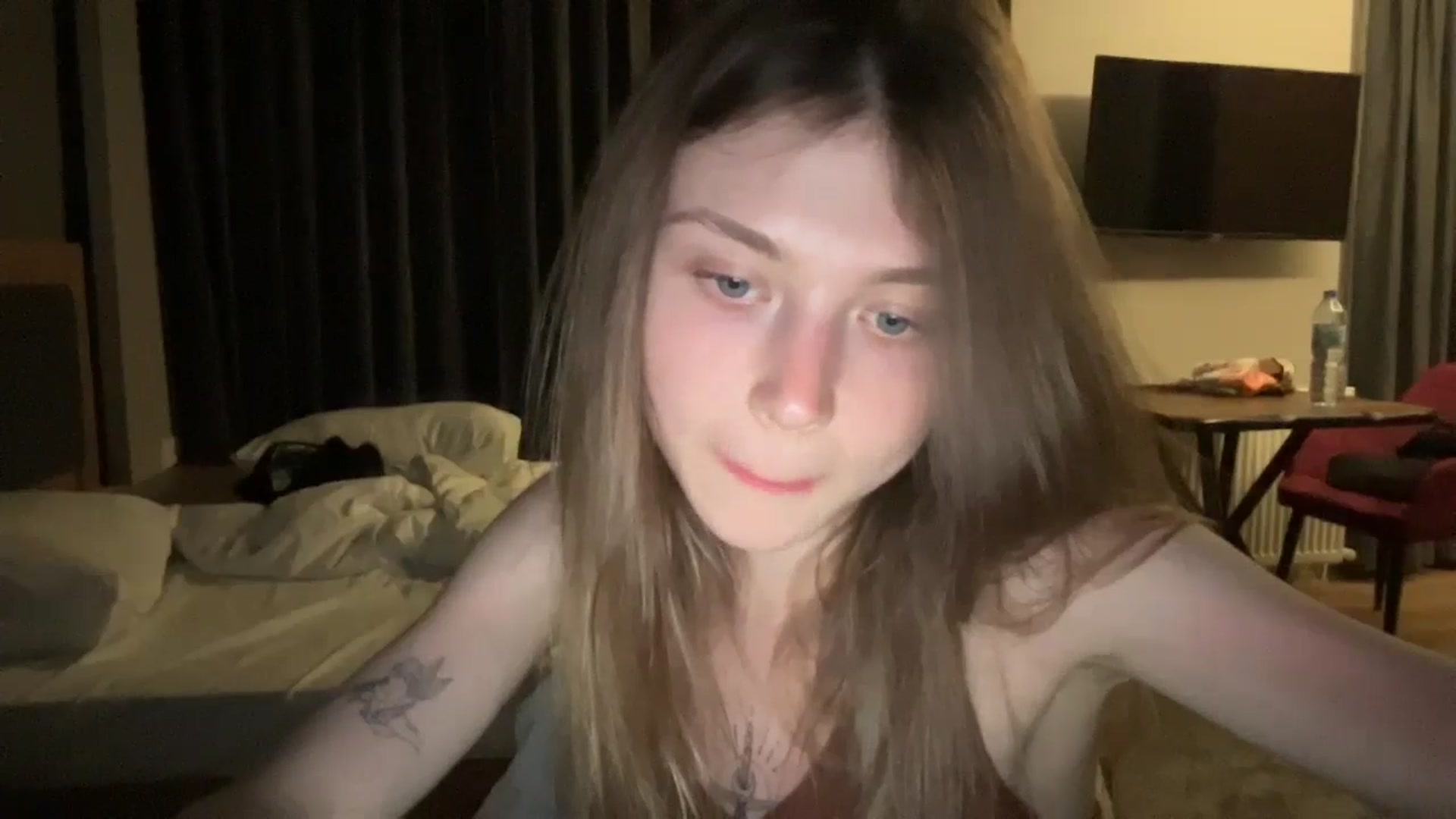 Gallery image thumbnail from Coconut_dream's myfreecams stream on, 06/22/2024, 20:01 image 14 of 20