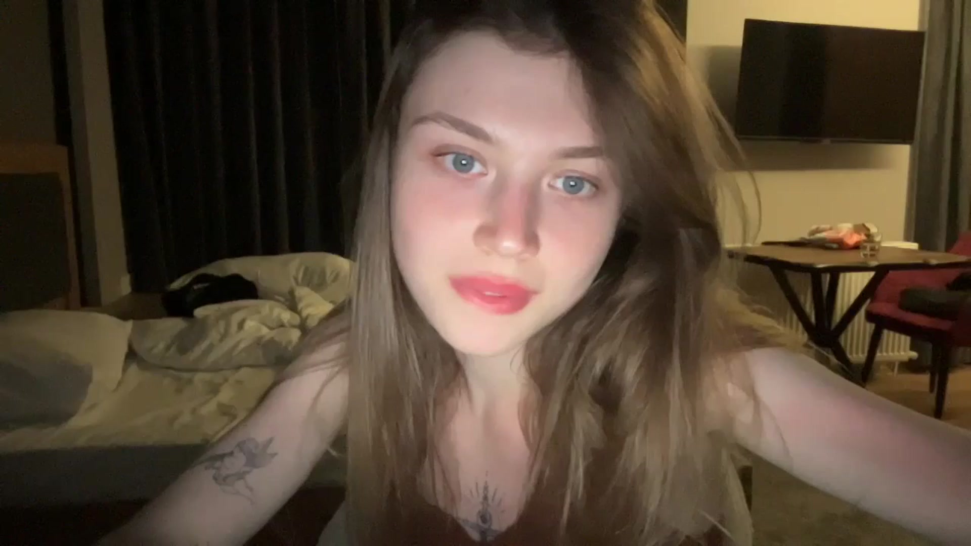 Gallery image thumbnail from Coconut_dream's myfreecams stream on, 06/22/2024, 20:01 image 7 of 20