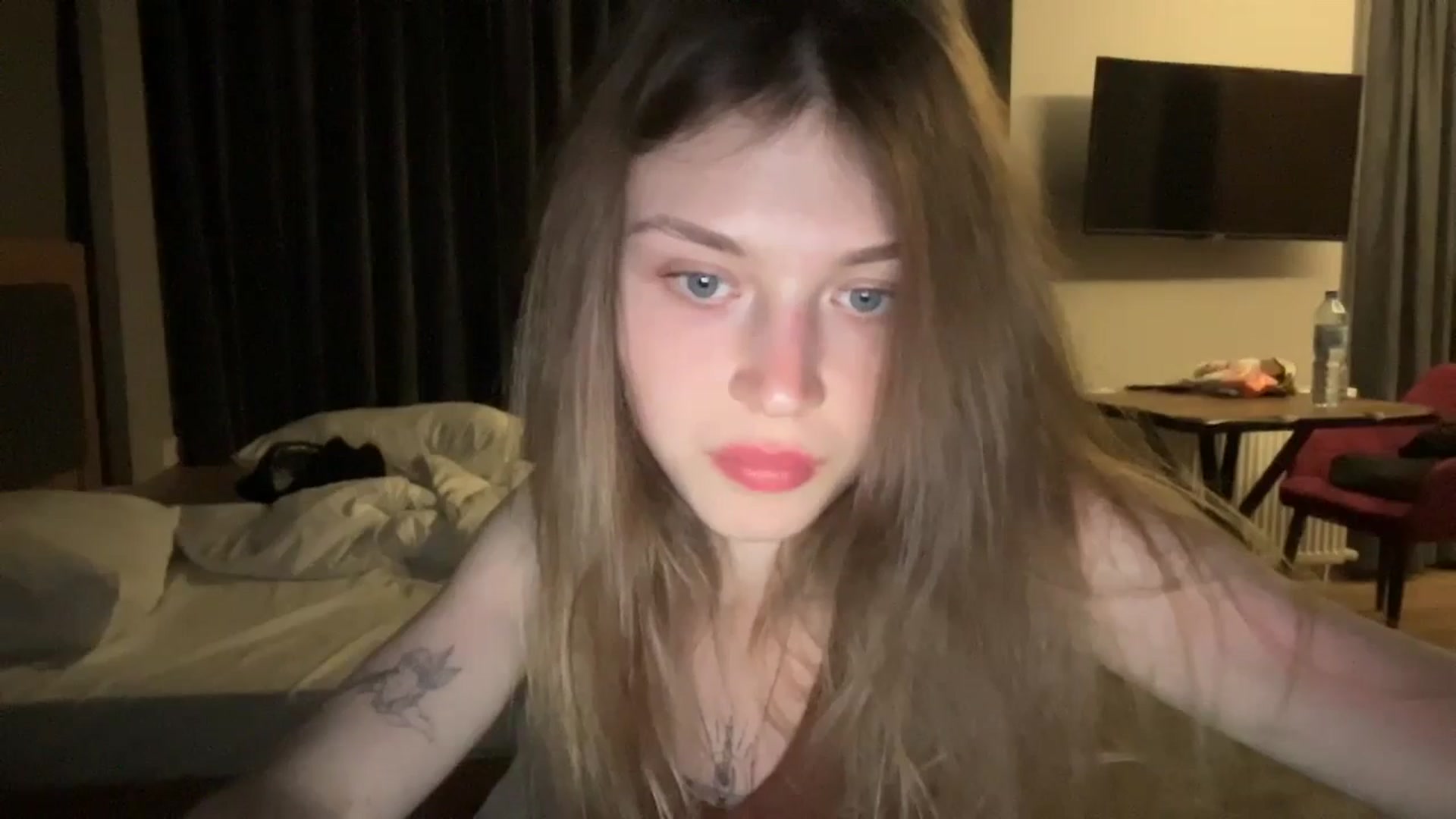 Gallery image thumbnail from Coconut_dream's myfreecams stream on, 06/22/2024, 20:01 image 17 of 20