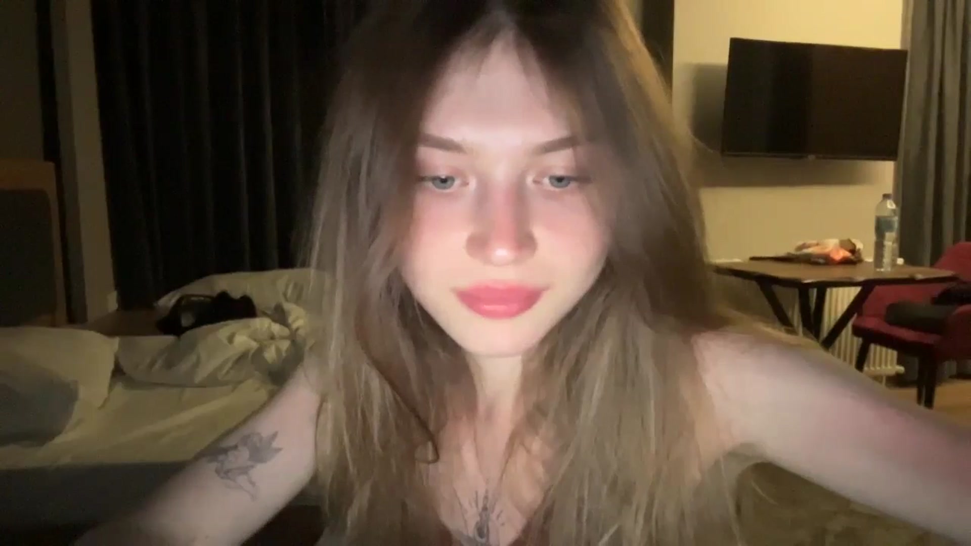Gallery image thumbnail from Coconut_dream's myfreecams stream on, 06/22/2024, 20:01 image 19 of 20