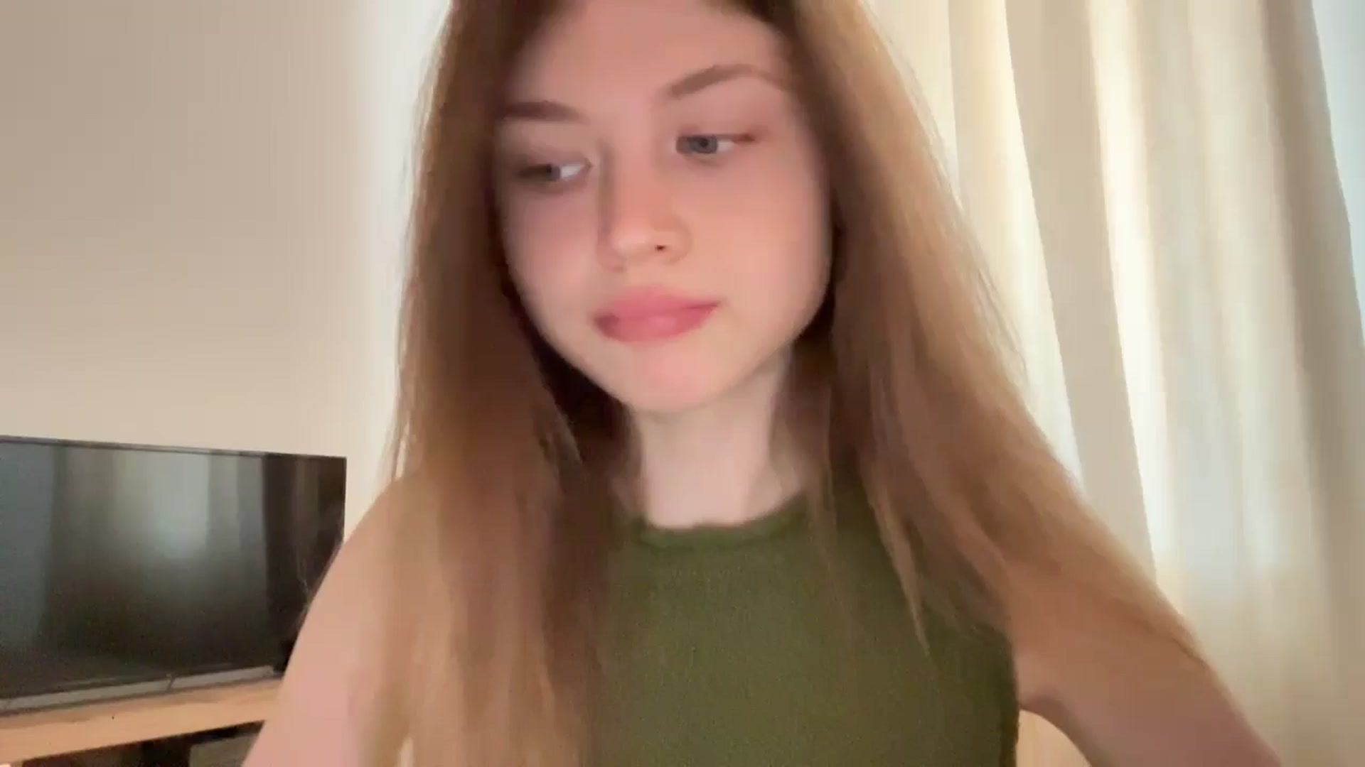 Gallery image thumbnail from Coconut_dream's myfreecams stream on, 06/25/2024, 08:14 image 1 of 20