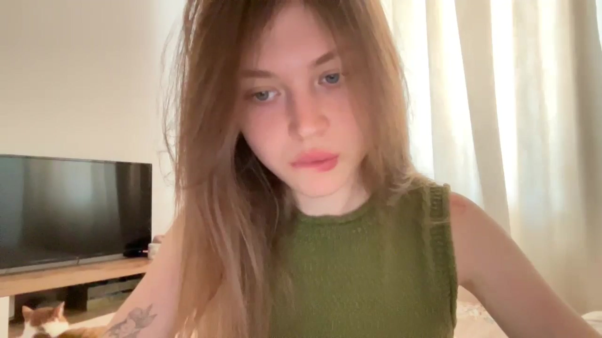 Gallery image thumbnail from Coconut_dream's myfreecams stream on, 06/25/2024, 08:14 image 14 of 20