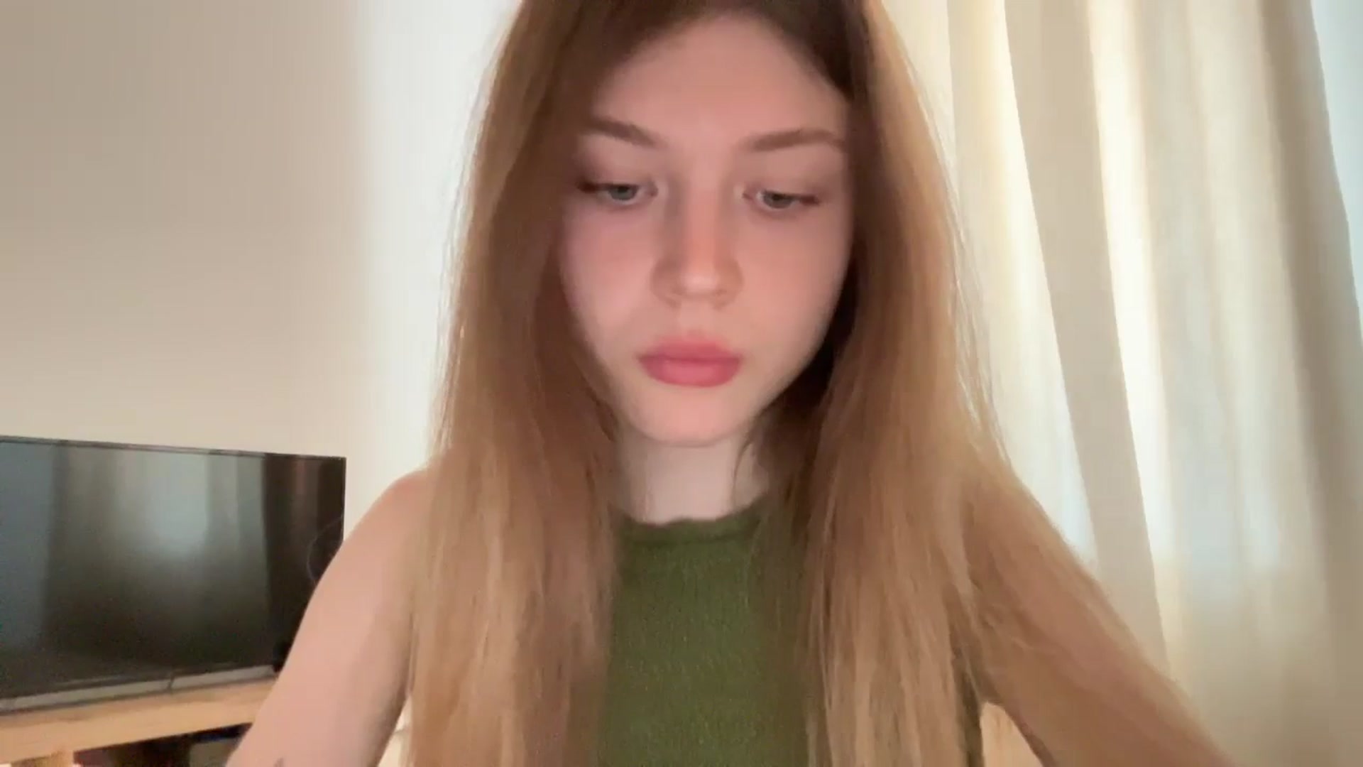 Gallery image thumbnail from Coconut_dream's myfreecams stream on, 06/25/2024, 08:14 image 3 of 20