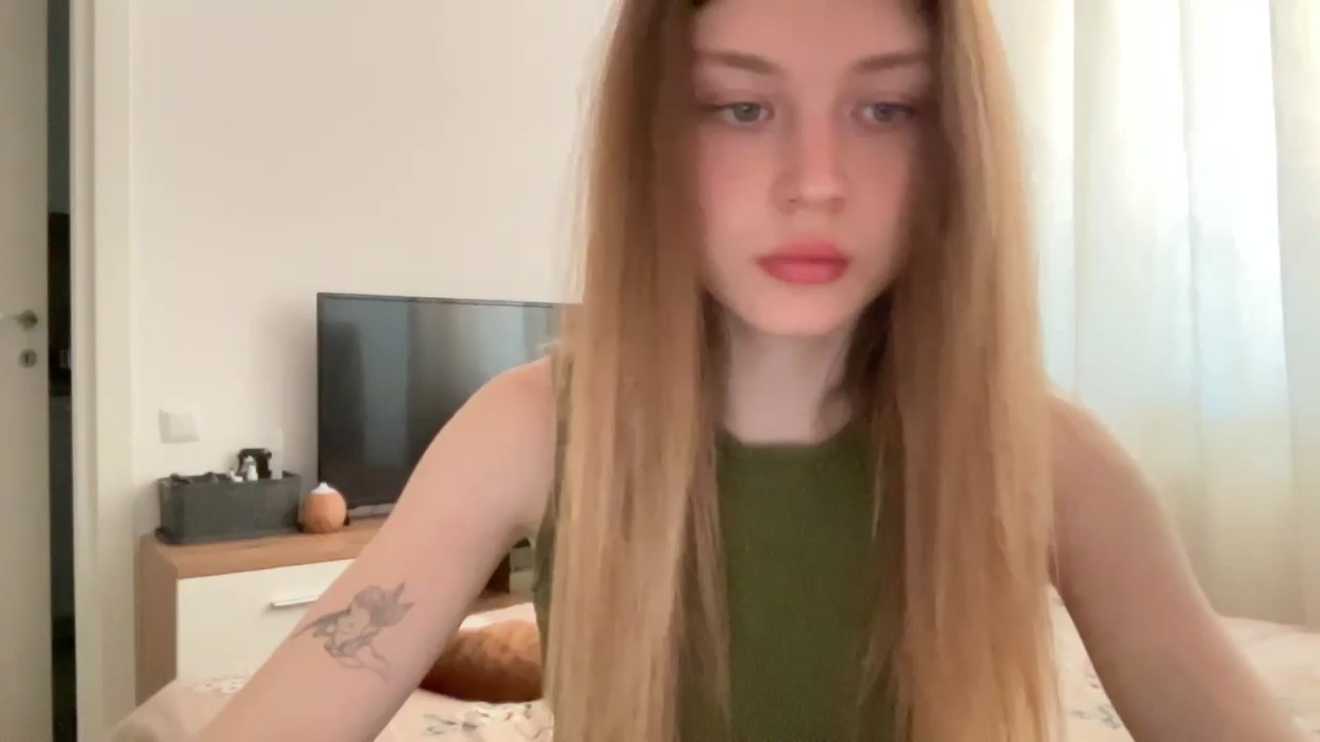 Gallery image thumbnail from Coconut_dream's myfreecams stream on, 06/25/2024, 08:58 image 6 of 20