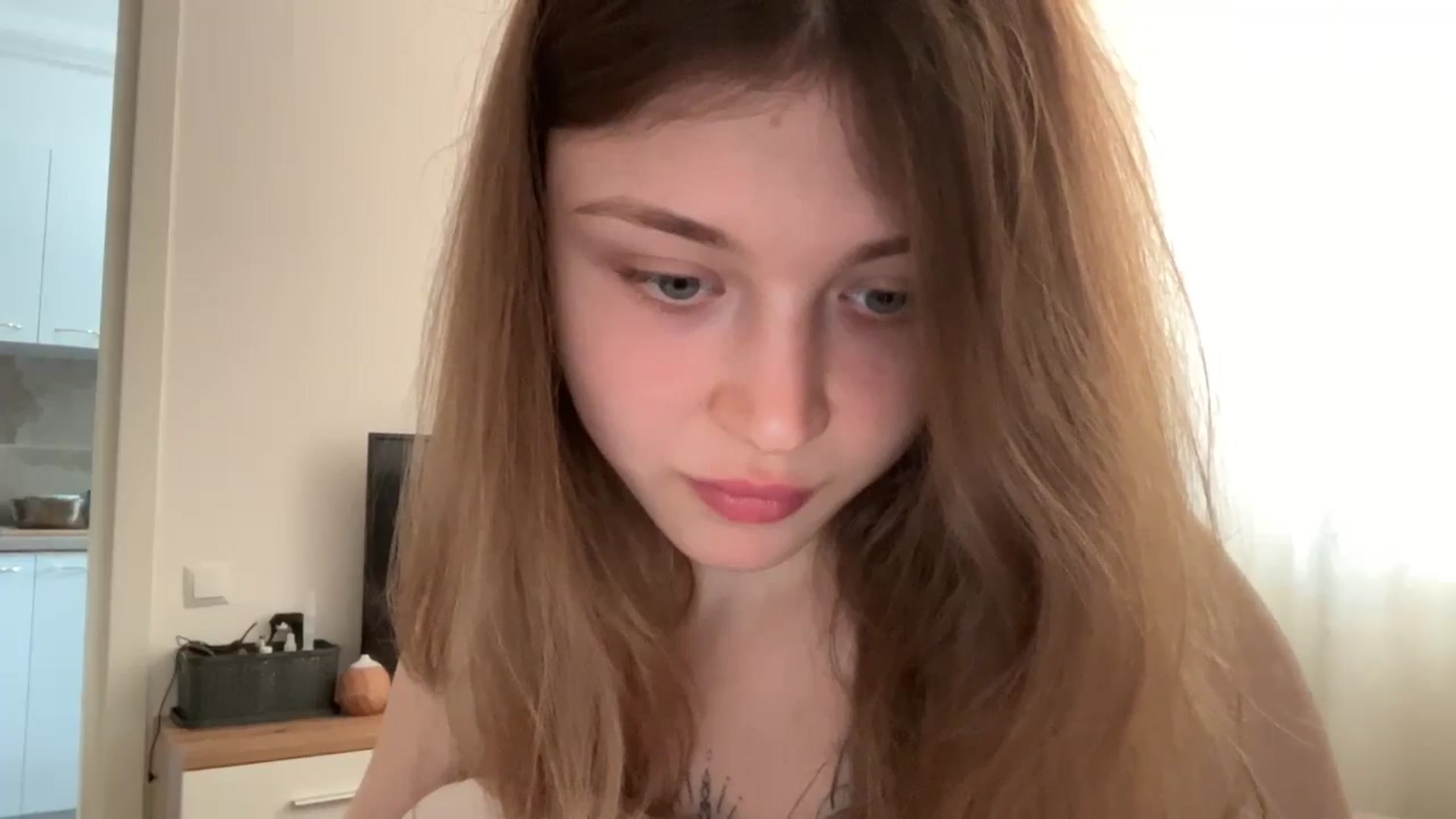 Gallery image thumbnail from Coconut_dream's myfreecams stream on, 06/26/2024, 08:47 image 9 of 20