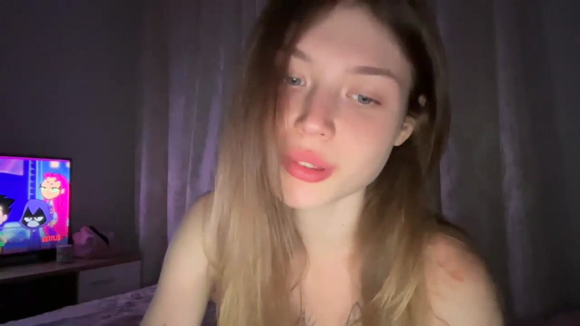 Gallery image thumbnail from Coconut_dream's myfreecams stream on, 06/26/2024, 20:21 image 7 of 20