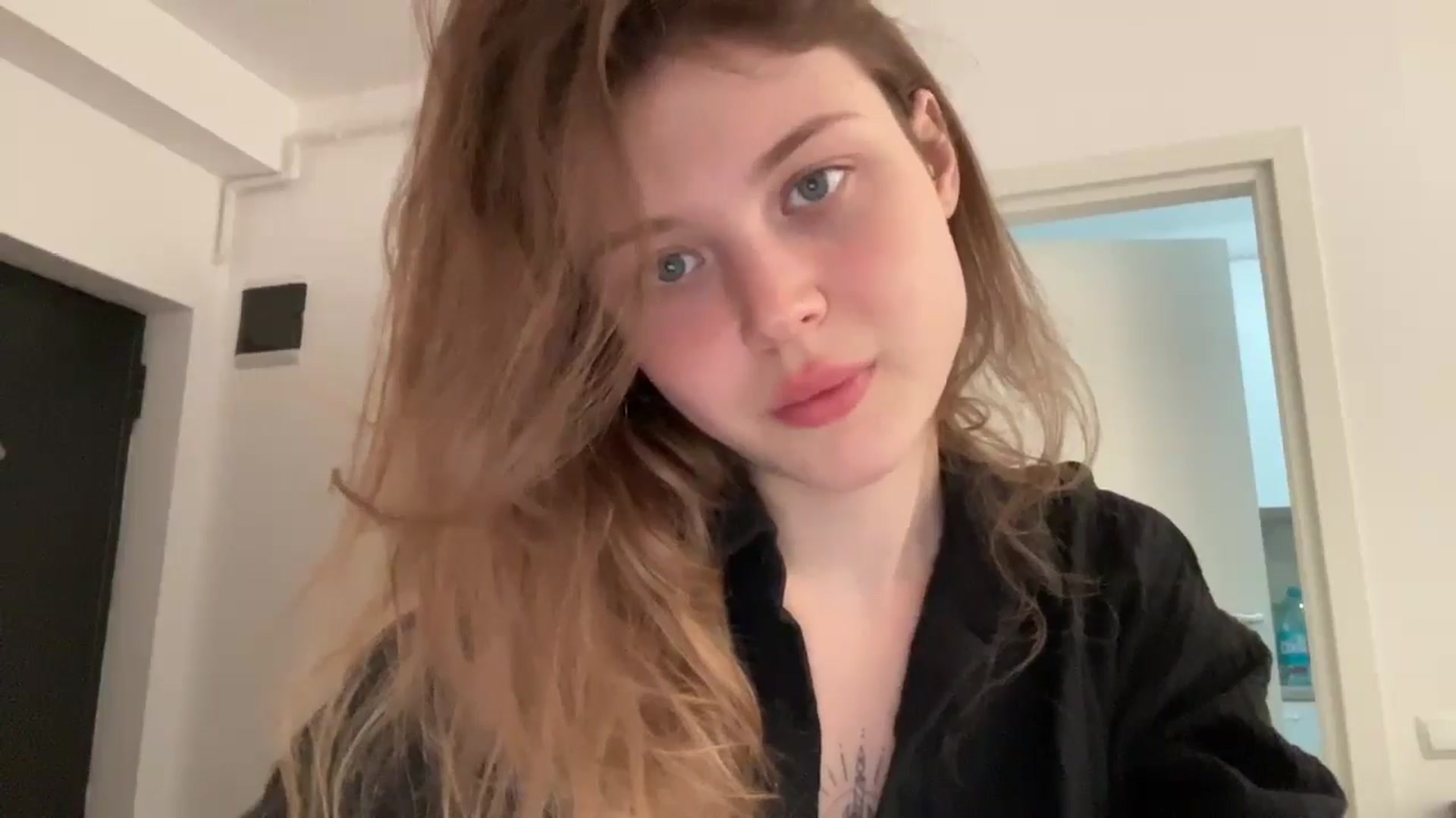 Gallery image thumbnail from Coconut_dream's myfreecams stream on, 06/30/2024, 08:21 image 7 of 20