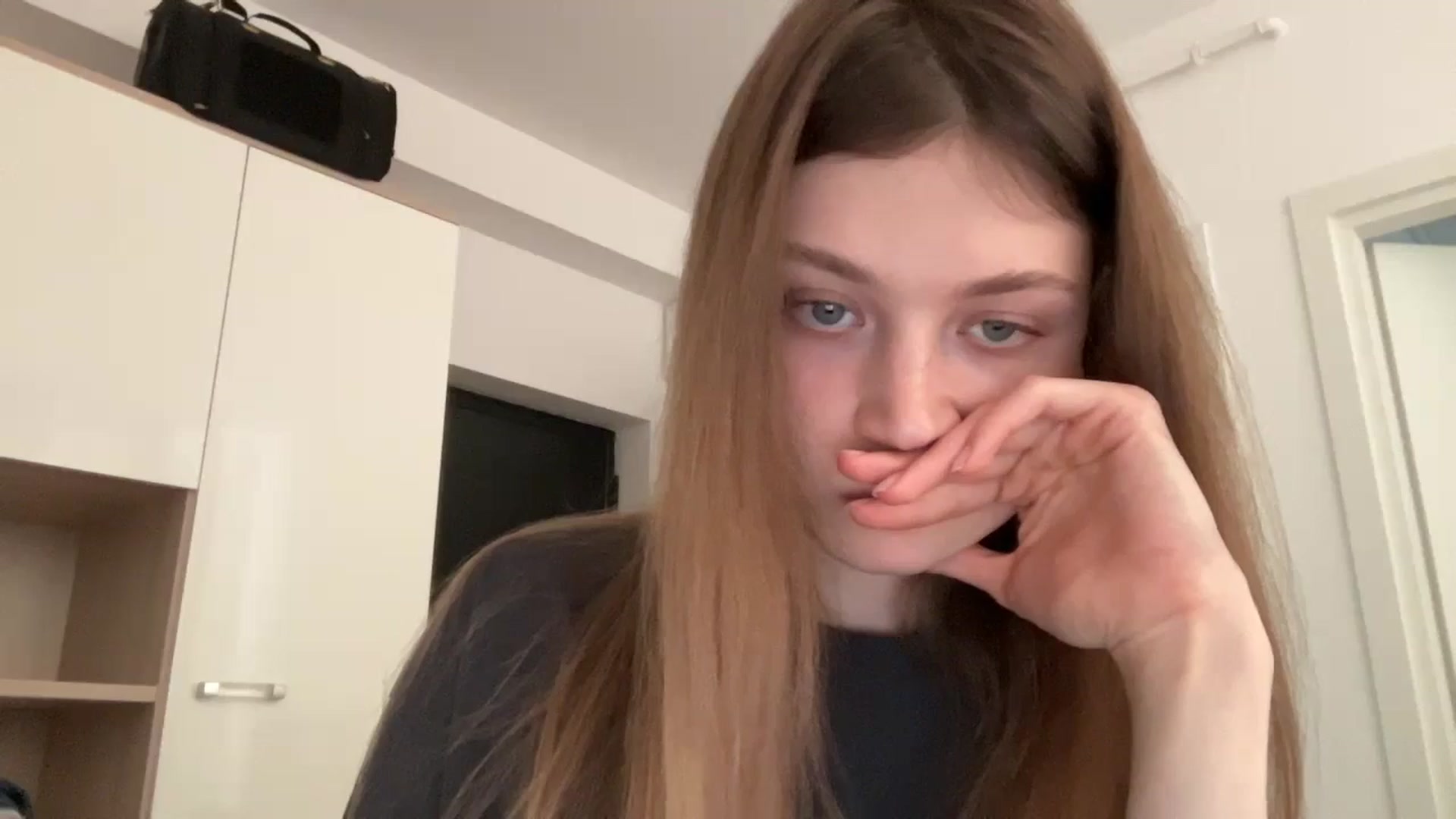 Gallery image thumbnail from Coconut_dream's myfreecams stream on, 07/01/2024, 08:52 image 5 of 20