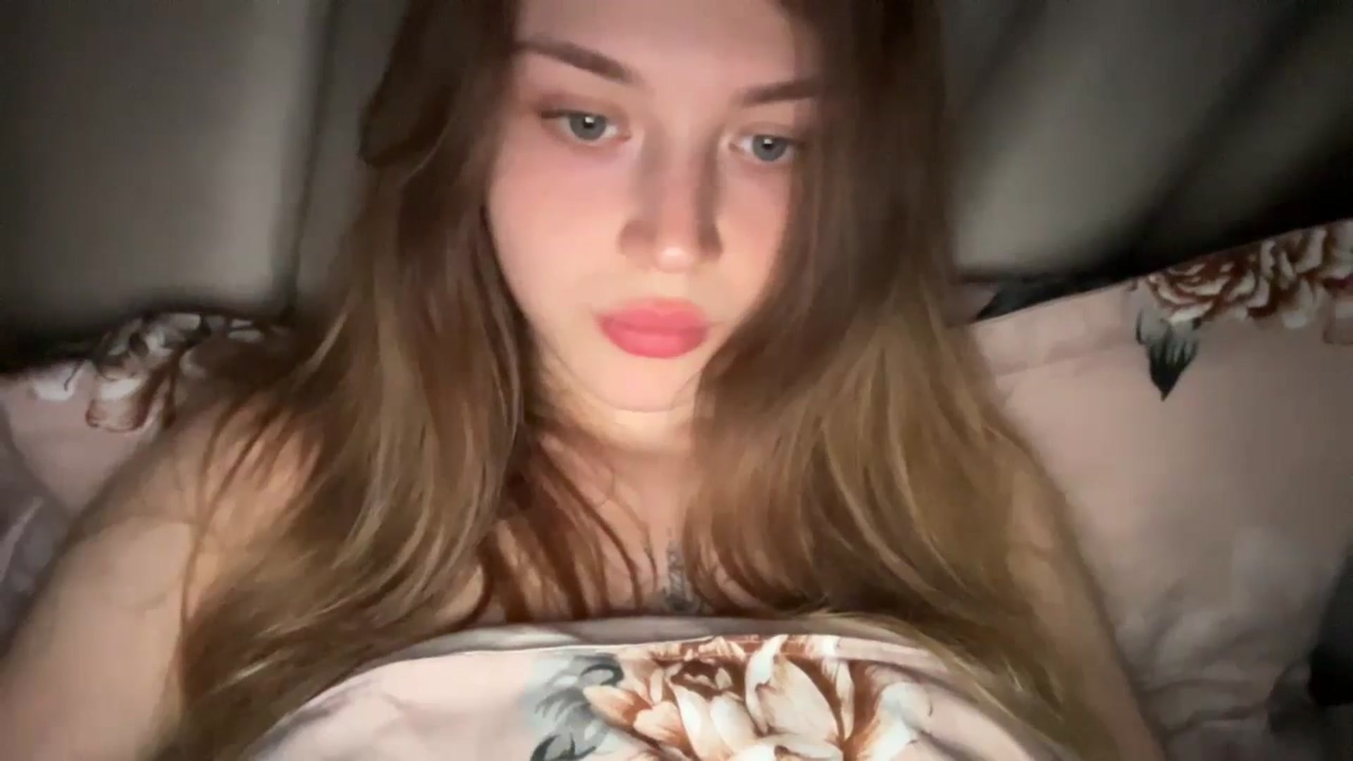 Gallery image thumbnail from Coconut_dream's myfreecams stream on, 07/01/2024, 20:10 image 7 of 20