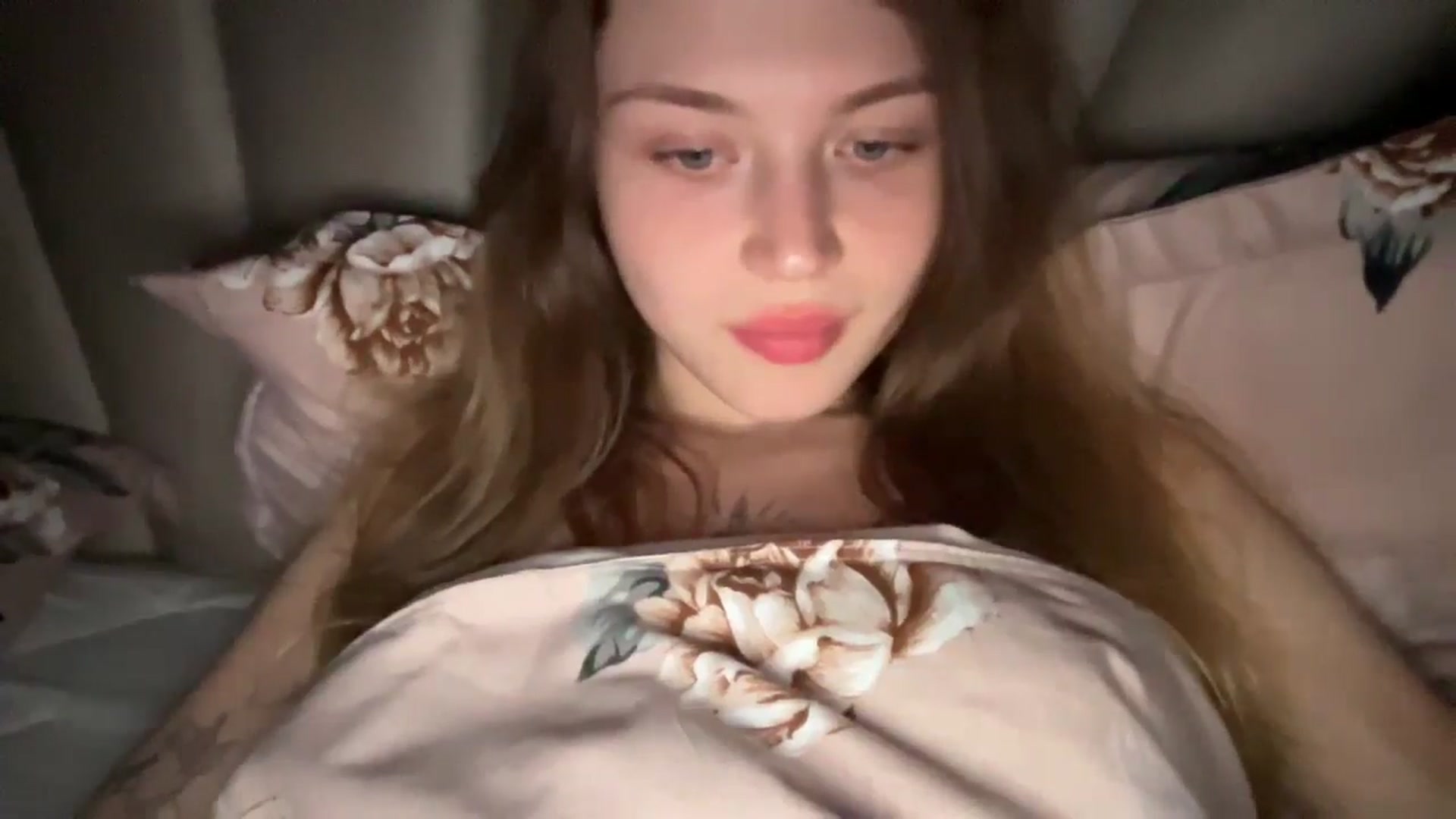Gallery image thumbnail from Coconut_dream's myfreecams stream on, 07/01/2024, 20:10 image 12 of 20
