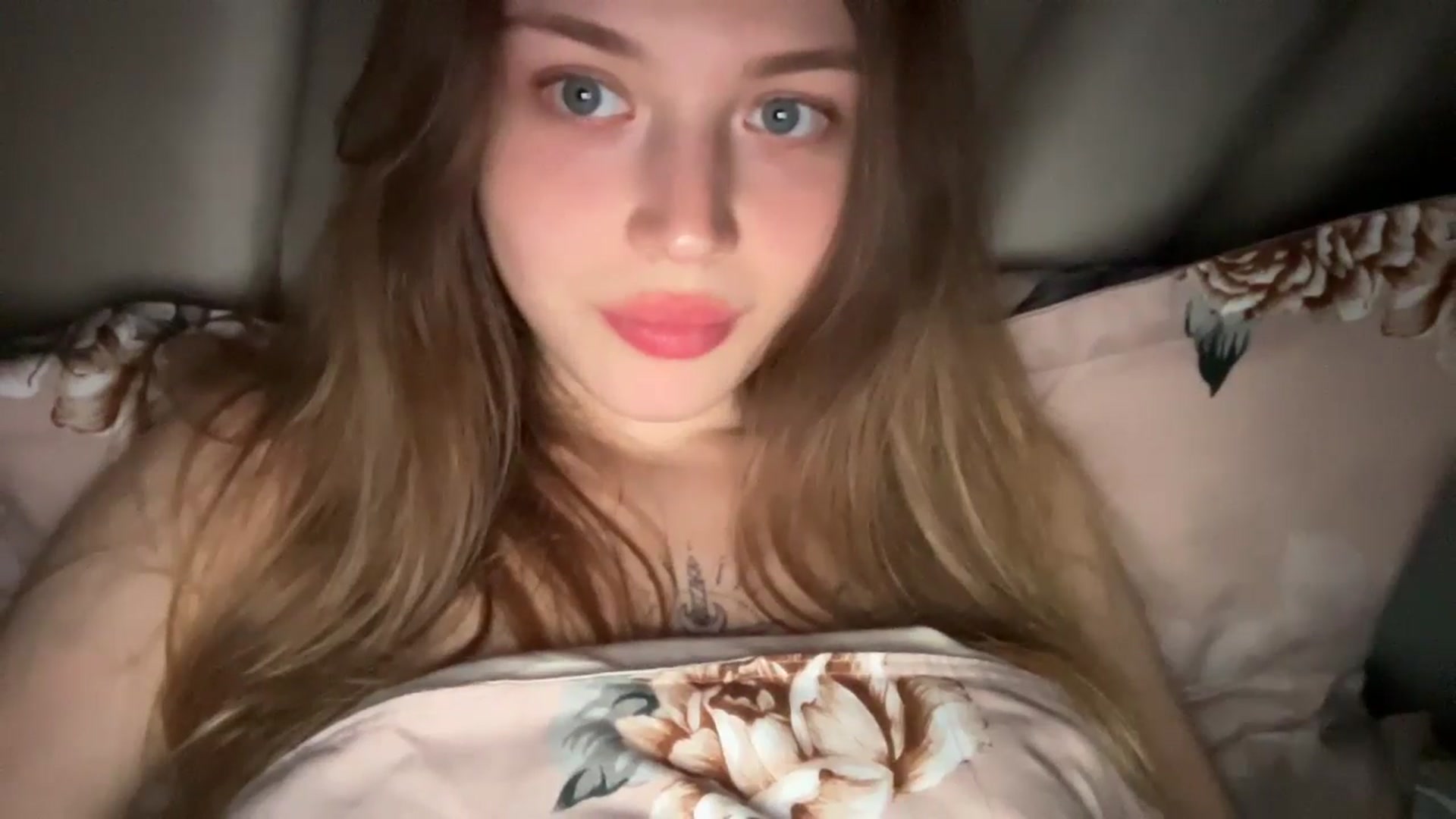 Gallery image thumbnail from Coconut_dream's myfreecams stream on, 07/01/2024, 20:10 image 10 of 20