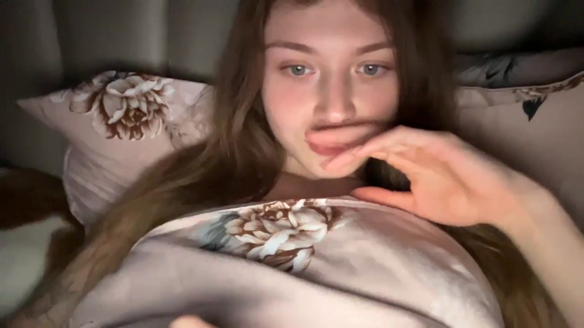 Gallery image thumbnail from Coconut_dream's myfreecams stream on, 07/01/2024, 20:51 image 18 of 20