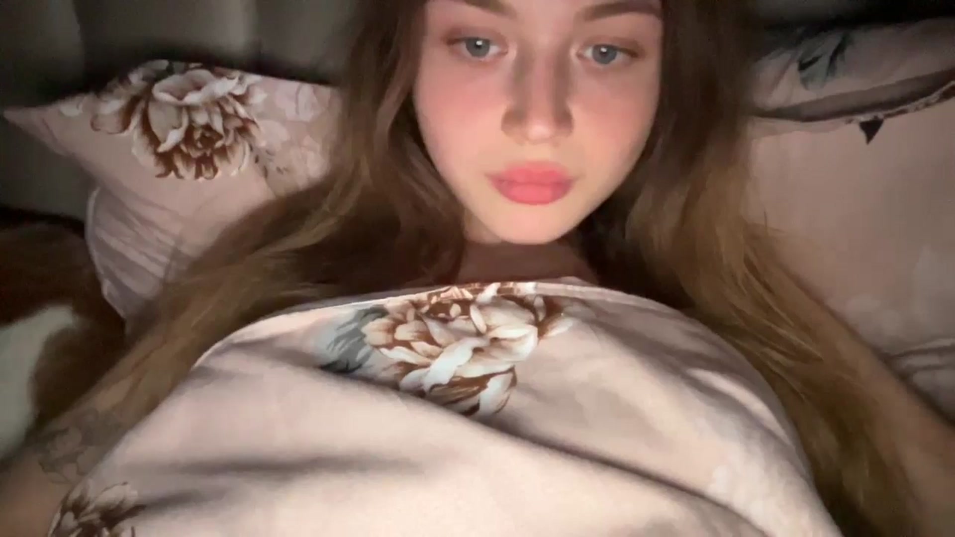 Gallery image thumbnail from Coconut_dream's myfreecams stream on, 07/01/2024, 20:51 image 13 of 20