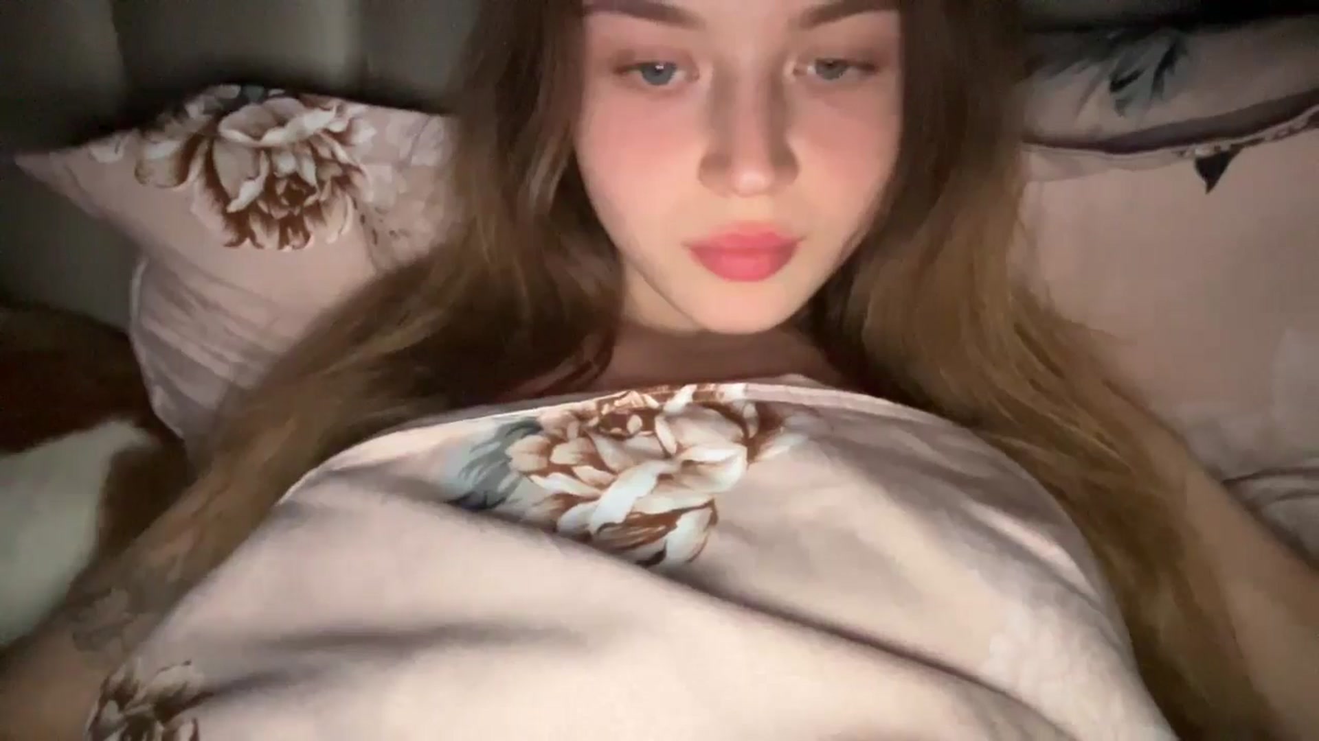 Gallery image thumbnail from Coconut_dream's myfreecams stream on, 07/01/2024, 20:51 image 15 of 20