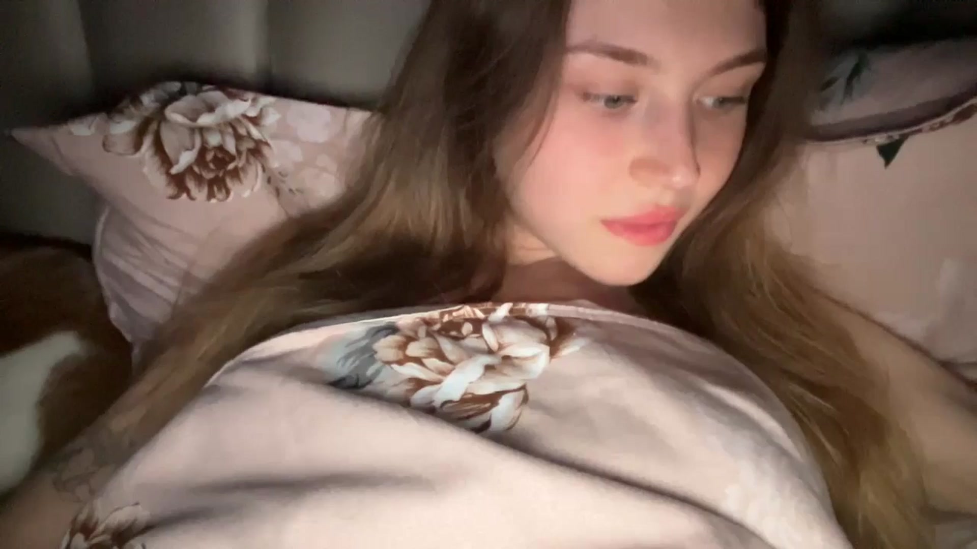 Gallery image thumbnail from Coconut_dream's myfreecams stream on, 07/01/2024, 20:51 image 14 of 20