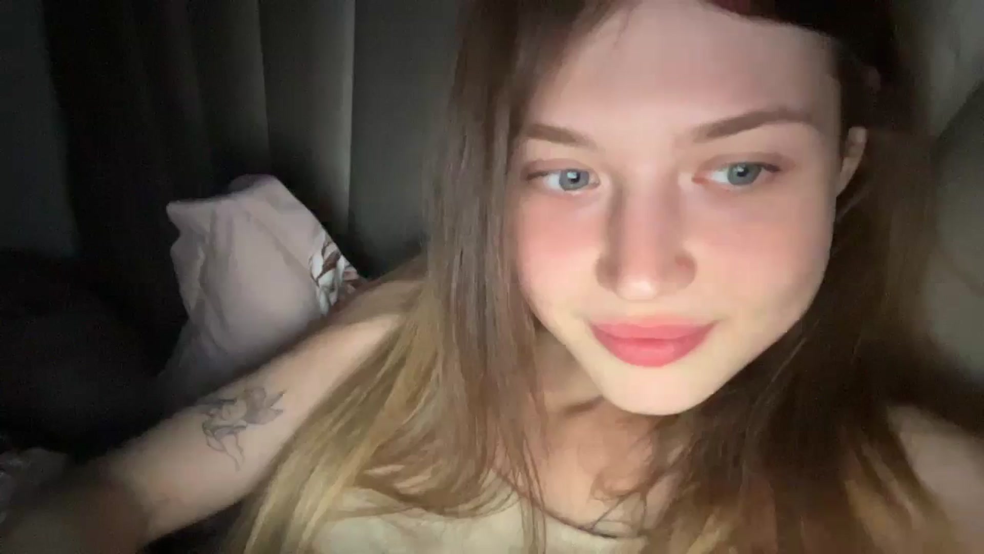Gallery image thumbnail from Coconut_dream's myfreecams stream on, 07/02/2024, 19:55 image 7 of 20