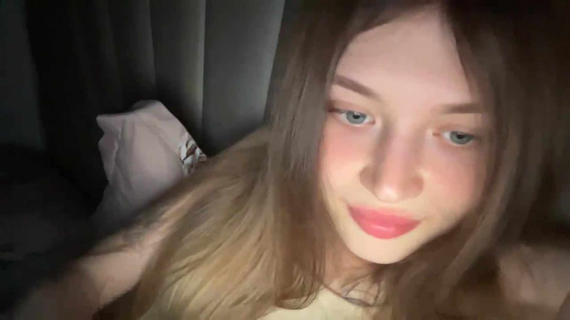 Gallery image thumbnail from Coconut_dream's myfreecams stream on, 07/02/2024, 19:55 image 15 of 20