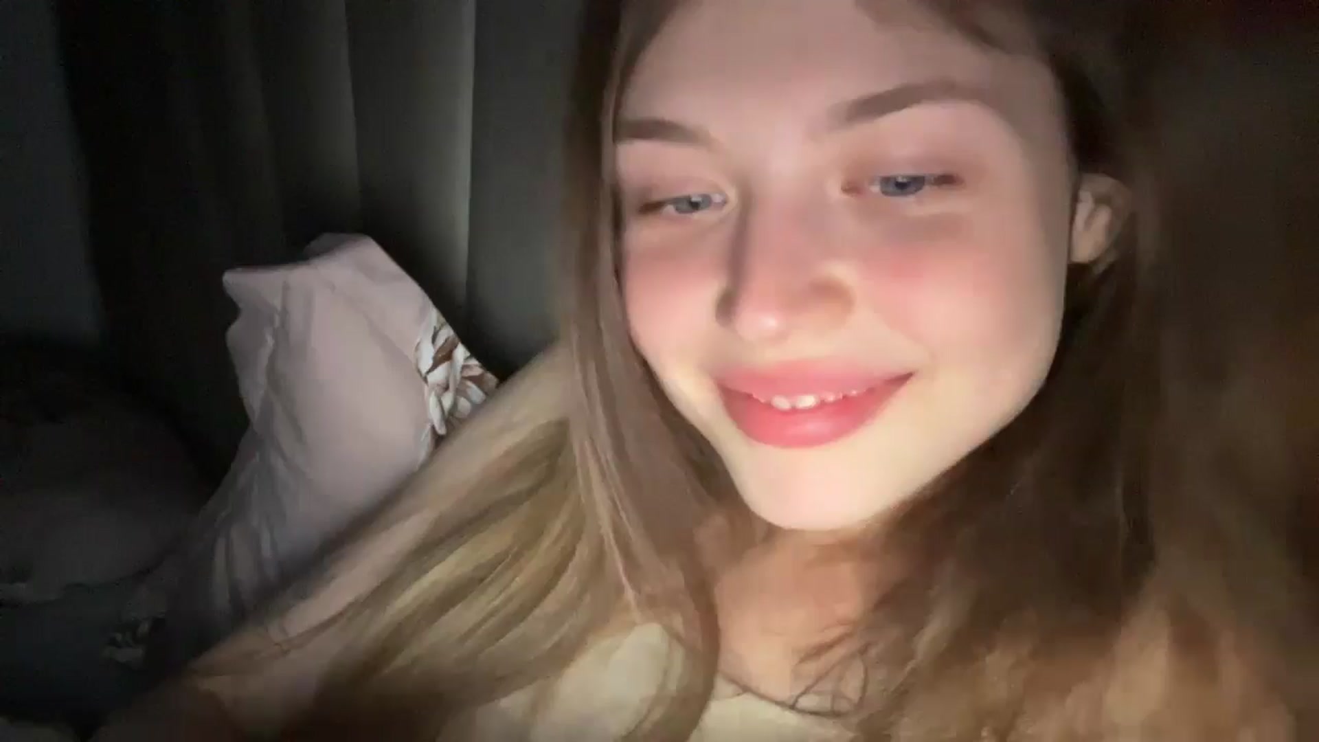 Gallery image thumbnail from Coconut_dream's myfreecams stream on, 07/02/2024, 19:55 image 19 of 20