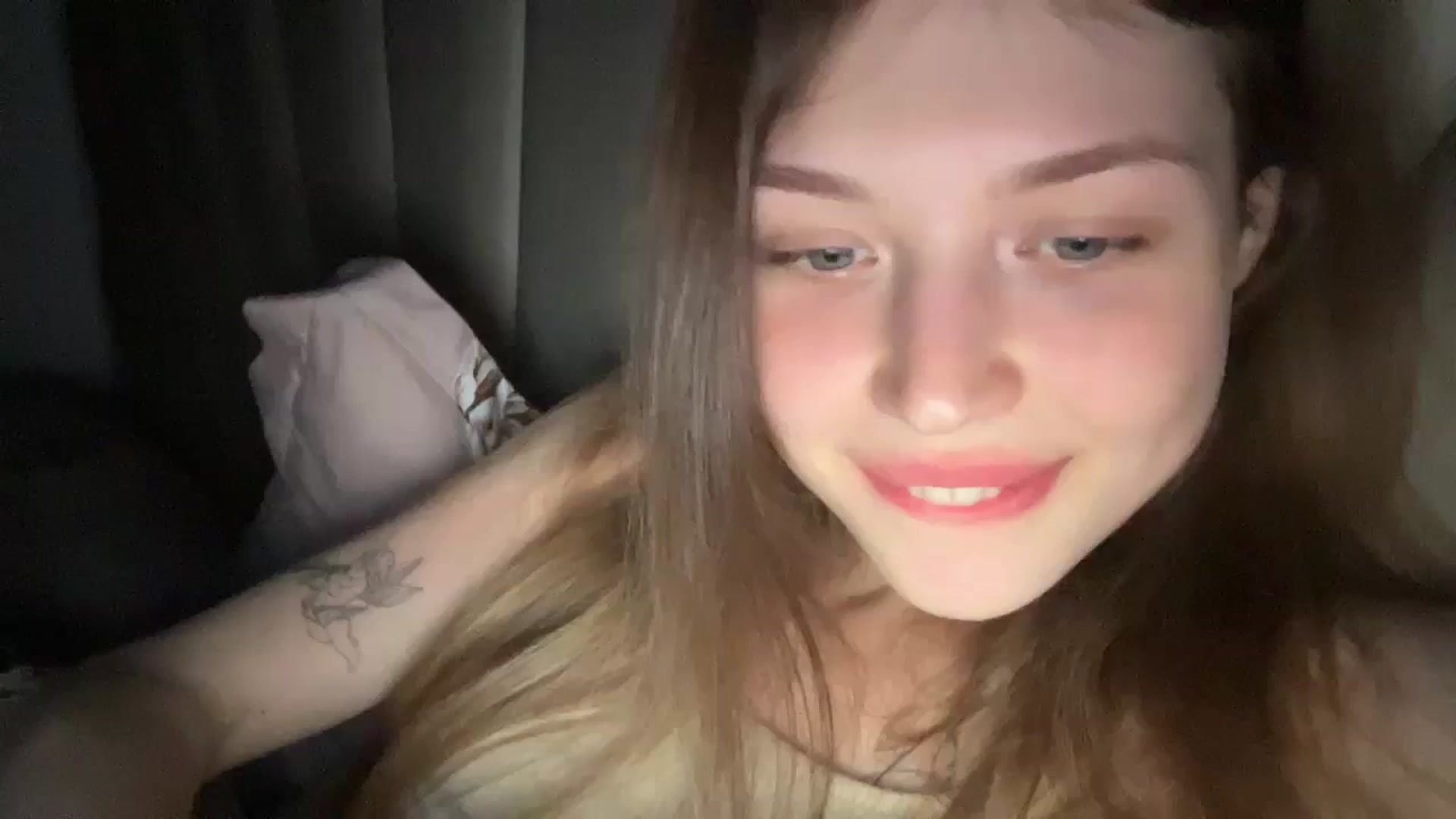 Gallery image thumbnail from Coconut_dream's myfreecams stream on, 07/02/2024, 19:55 image 2 of 20