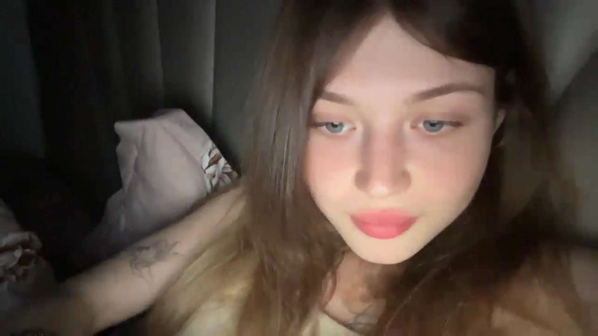 Gallery image thumbnail from Coconut_dream's myfreecams stream on, 07/02/2024, 20:19 image 20 of 20