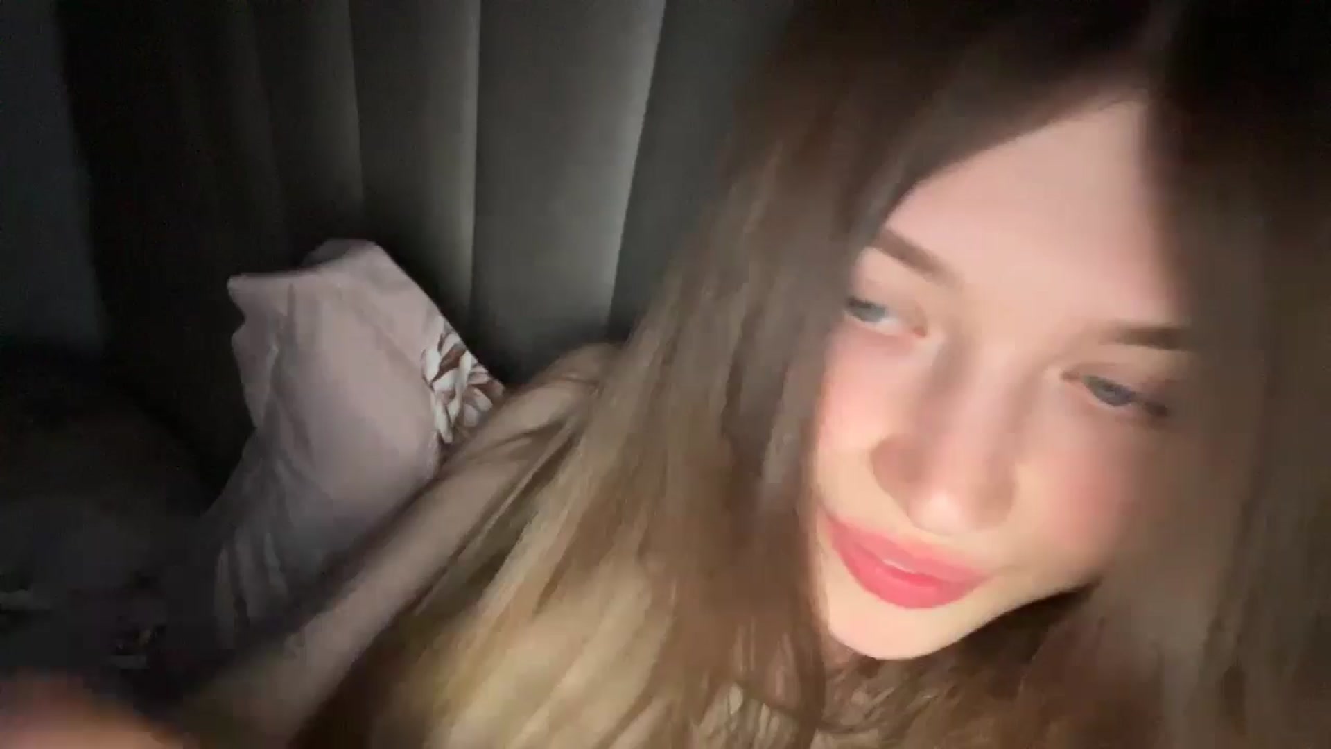 Gallery image thumbnail from Coconut_dream's myfreecams stream on, 07/02/2024, 20:19 image 2 of 20