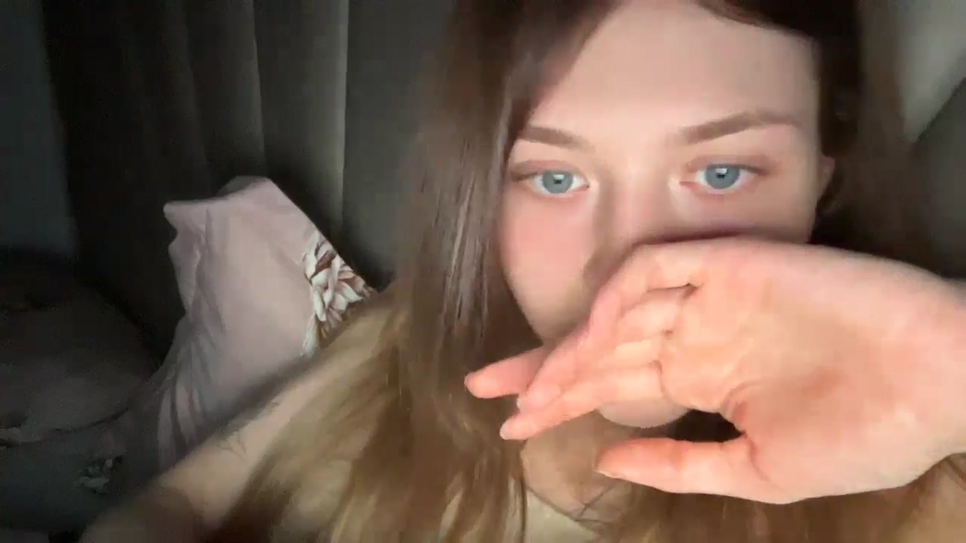 Gallery image thumbnail from Coconut_dream's myfreecams stream on, 07/02/2024, 20:19 image 16 of 20