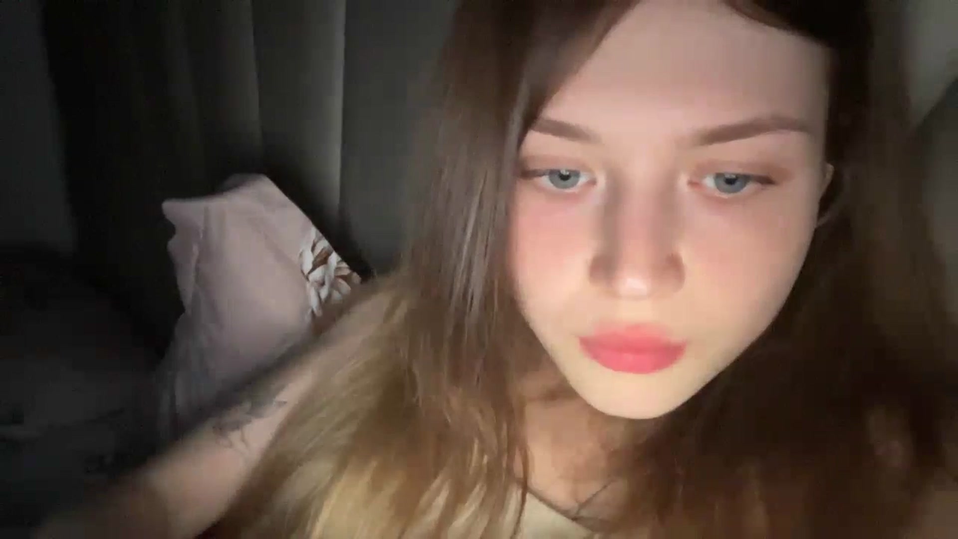 Gallery image thumbnail from Coconut_dream's myfreecams stream on, 07/02/2024, 20:19 image 15 of 20