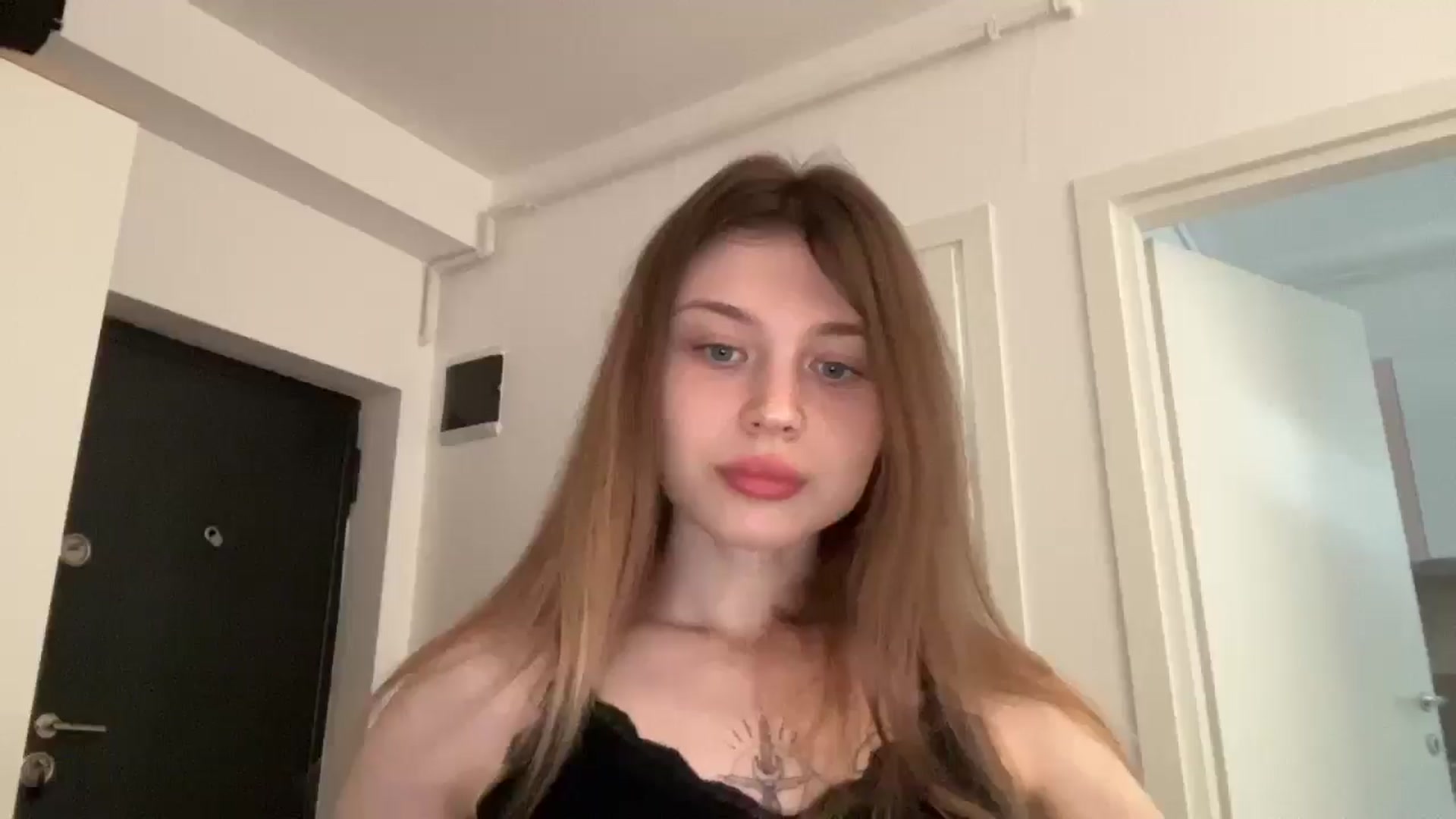 Gallery image thumbnail from Coconut_dream's myfreecams stream on, 07/03/2024, 07:03 image 13 of 20