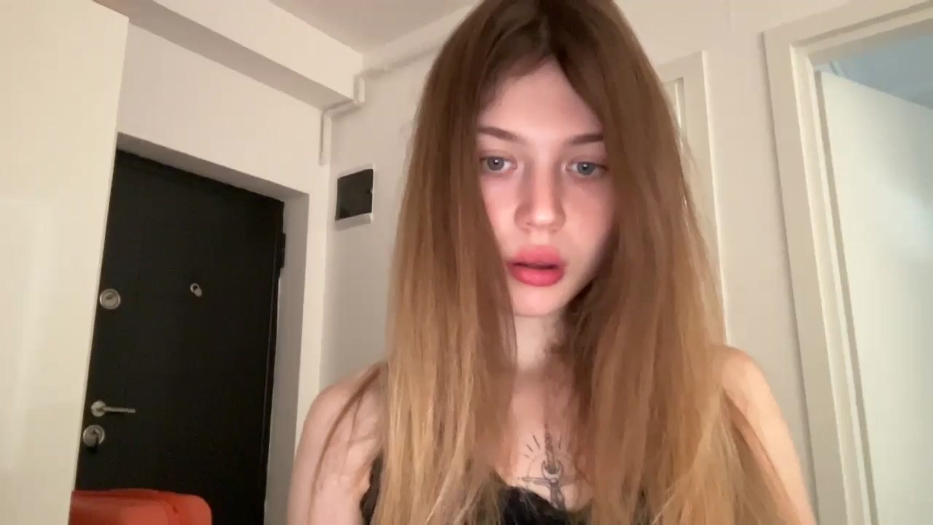 Gallery image thumbnail from Coconut_dream's myfreecams stream on, 07/03/2024, 07:03 image 12 of 20