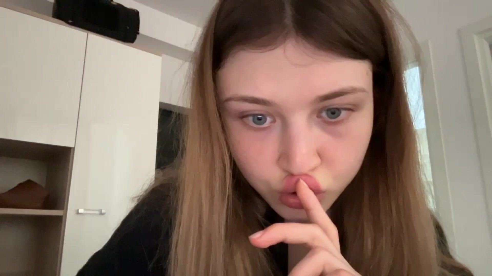 Gallery image thumbnail from Coconut_dream's myfreecams stream on, 07/04/2024, 07:57 image 15 of 20