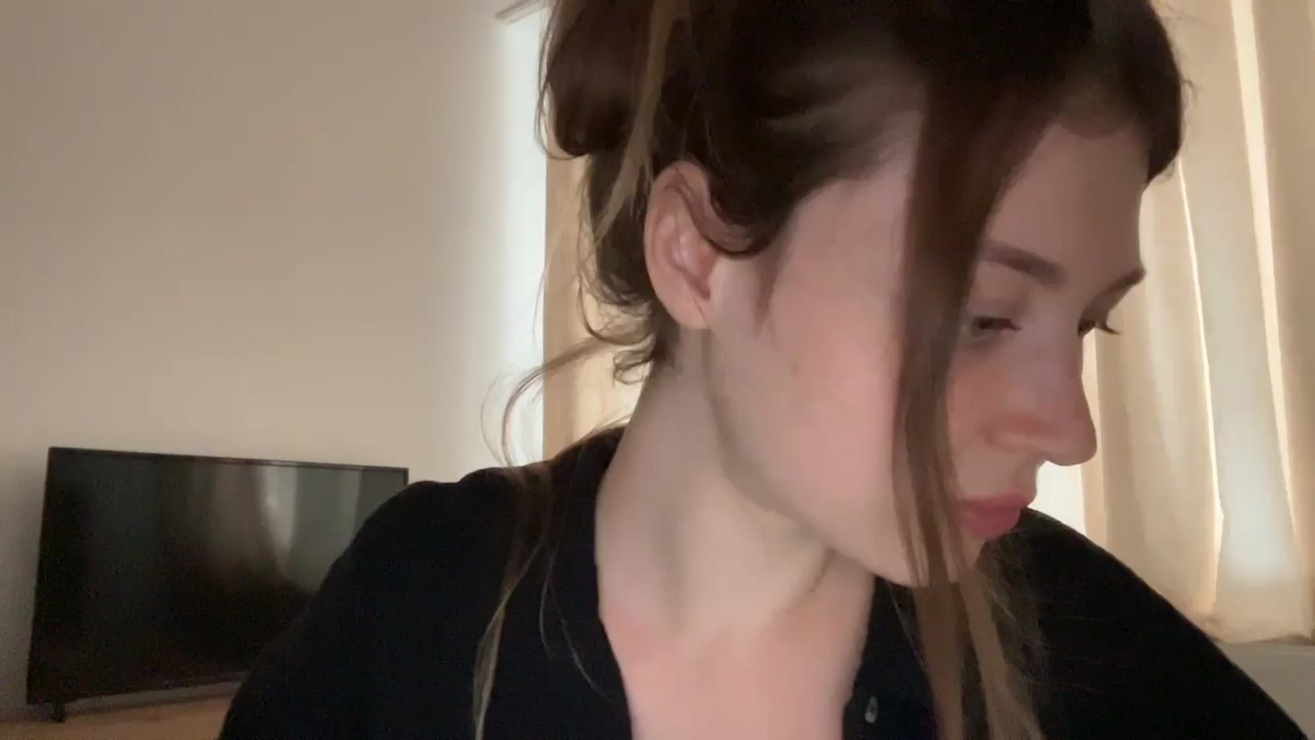 Gallery image thumbnail from Coconut_dream's myfreecams stream on, 07/04/2024, 13:24 image 1 of 20