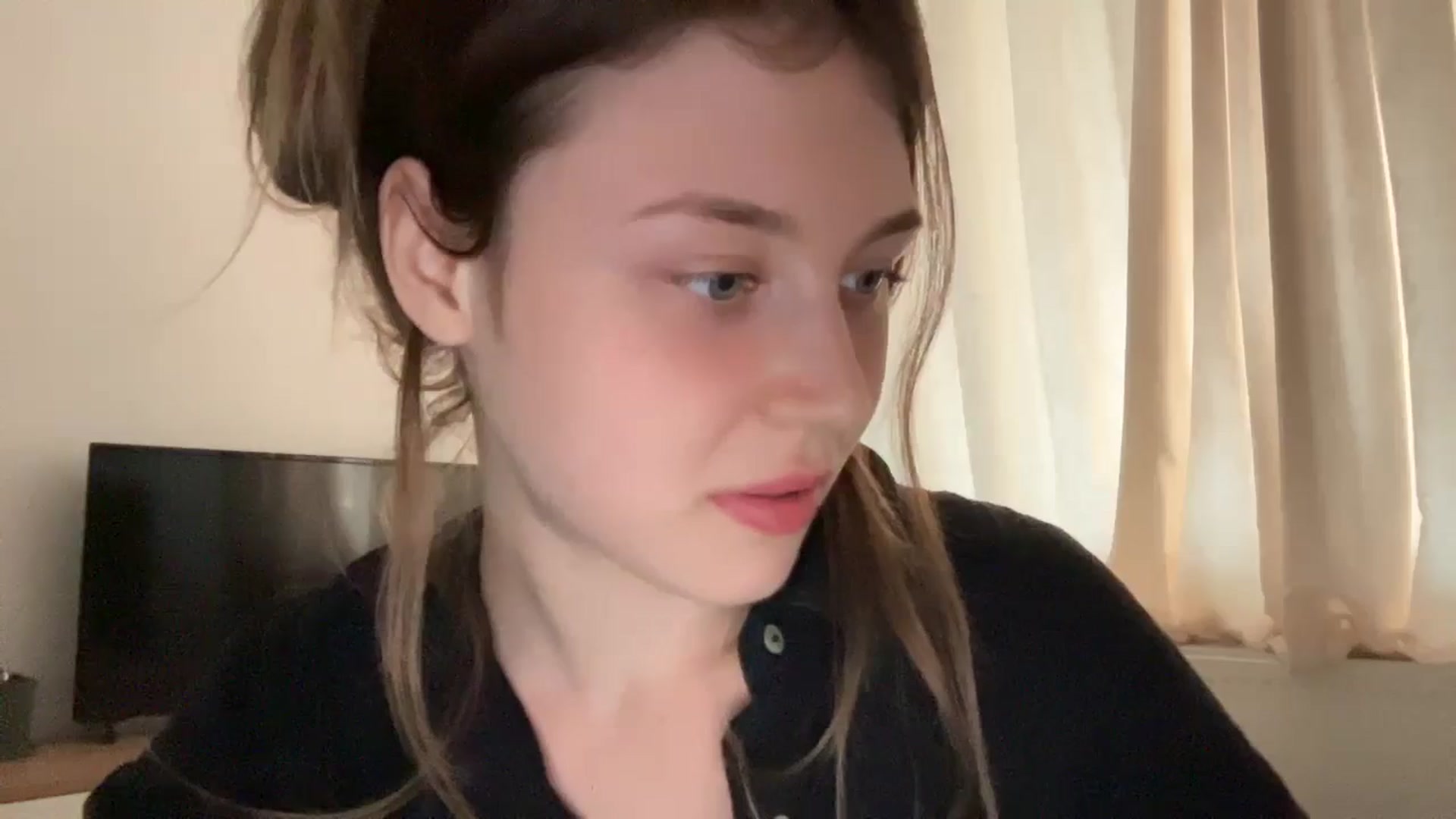 Gallery image thumbnail from Coconut_dream's myfreecams stream on, 07/04/2024, 13:24 image 14 of 20